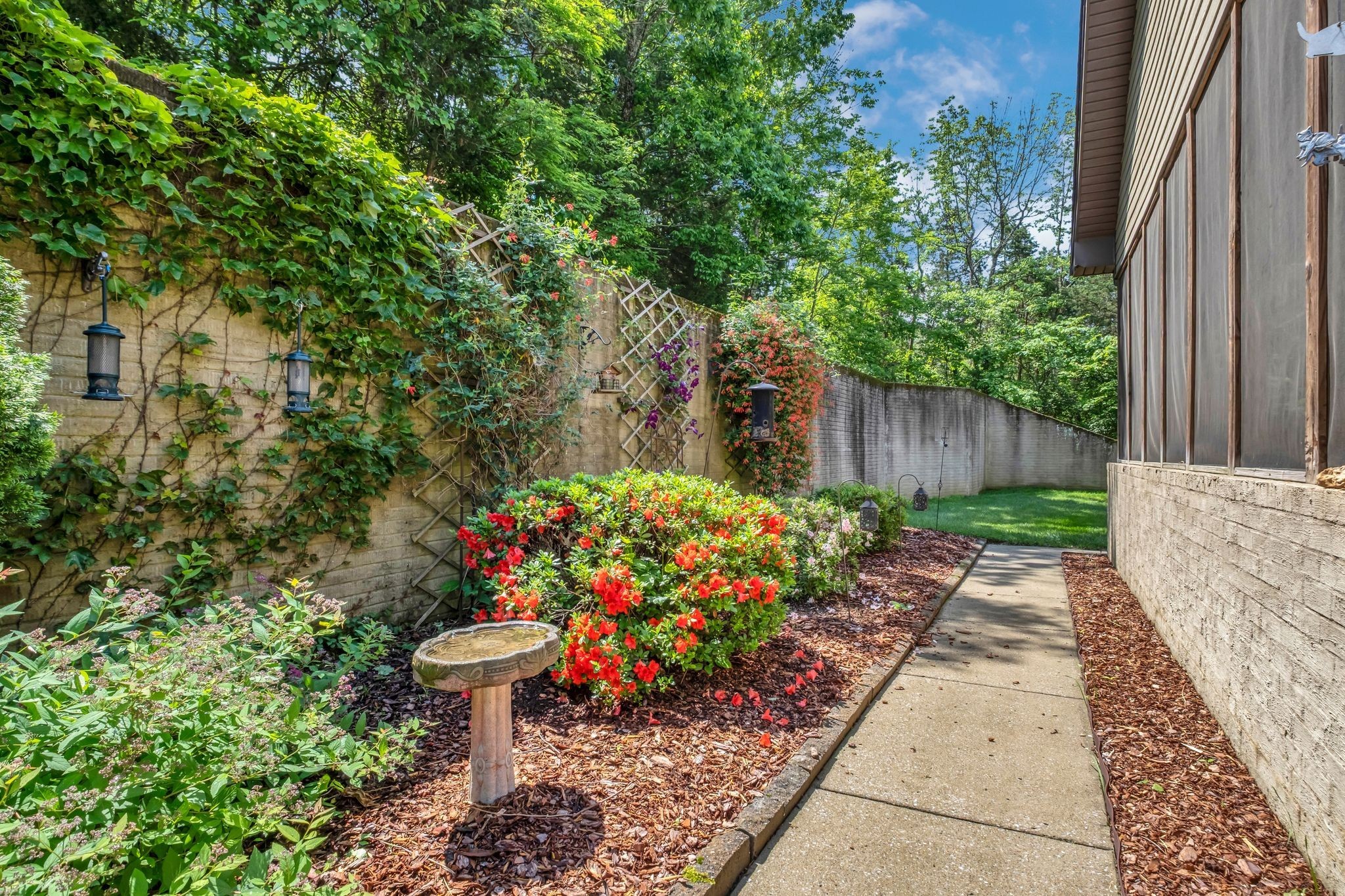 1764 Warren Hollow Rd