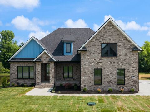 3814 Carriage Dr Murfreesboro TN 37128