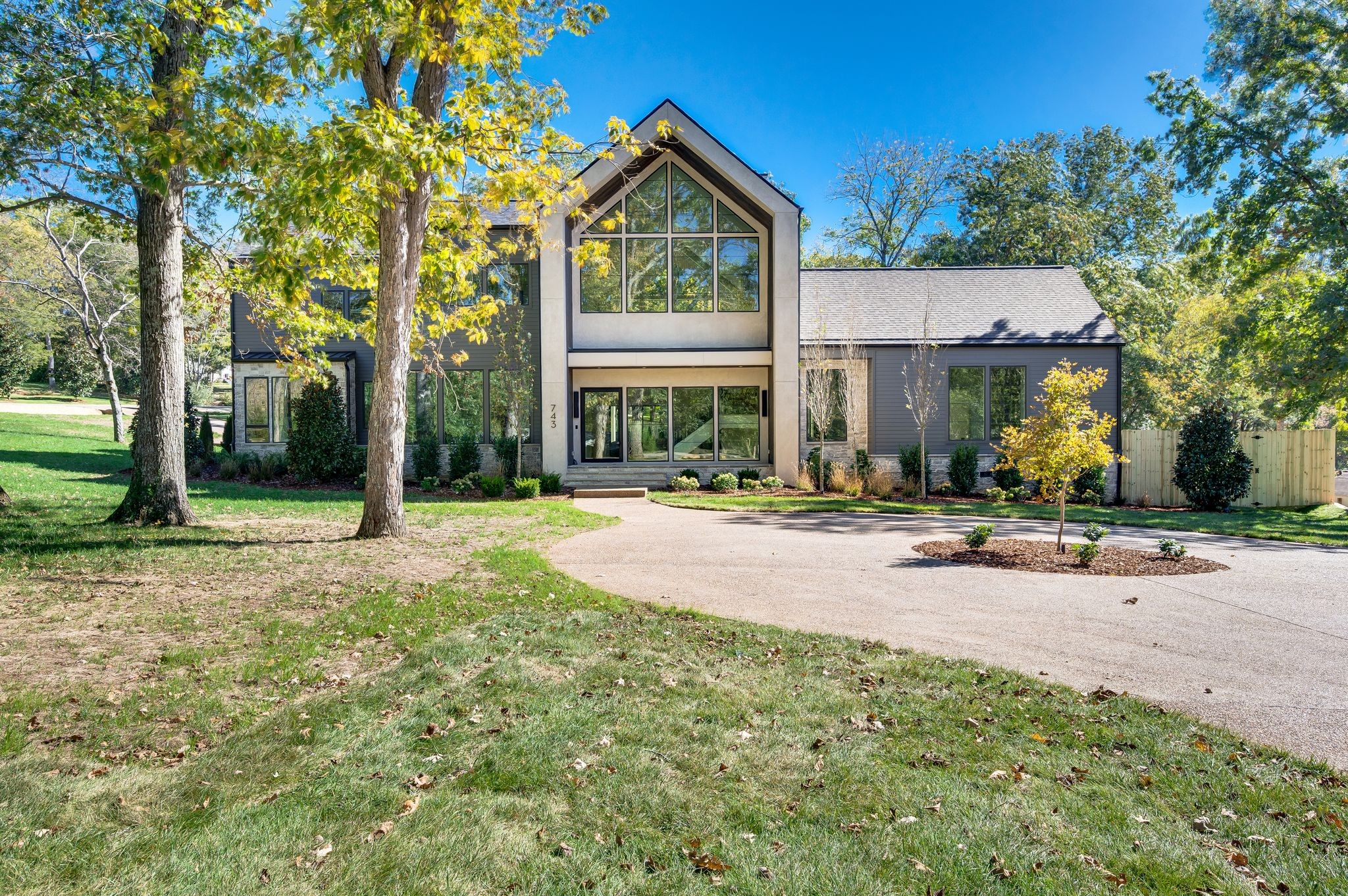 743 Richfield Dr