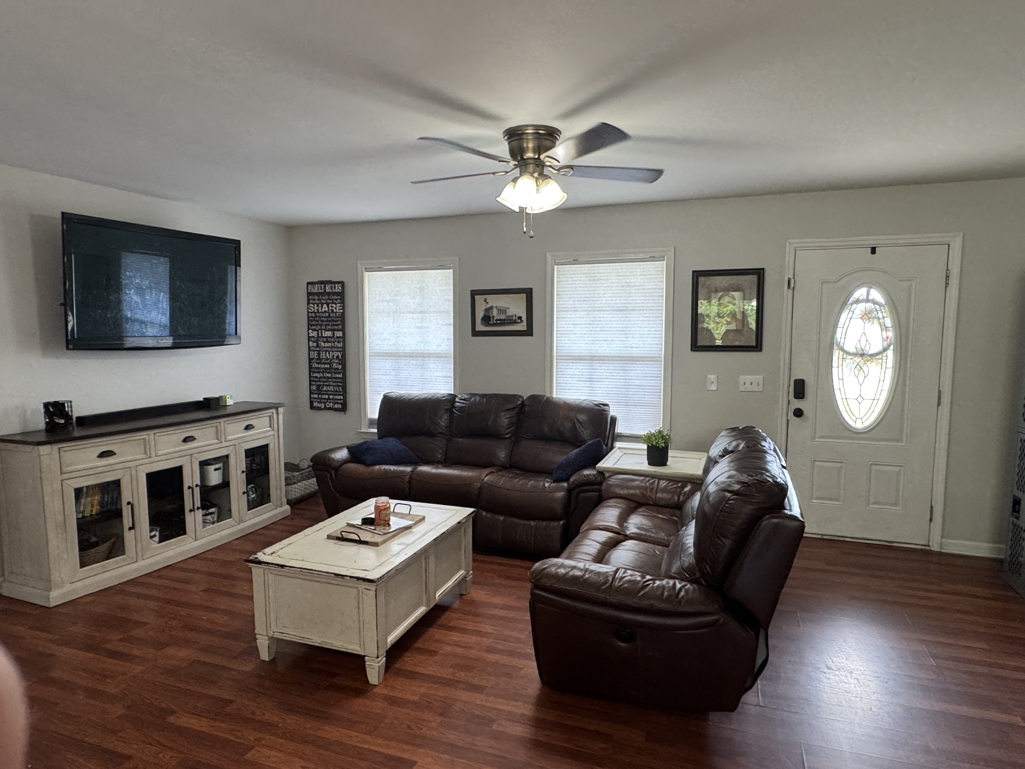 105 Larkins Dr