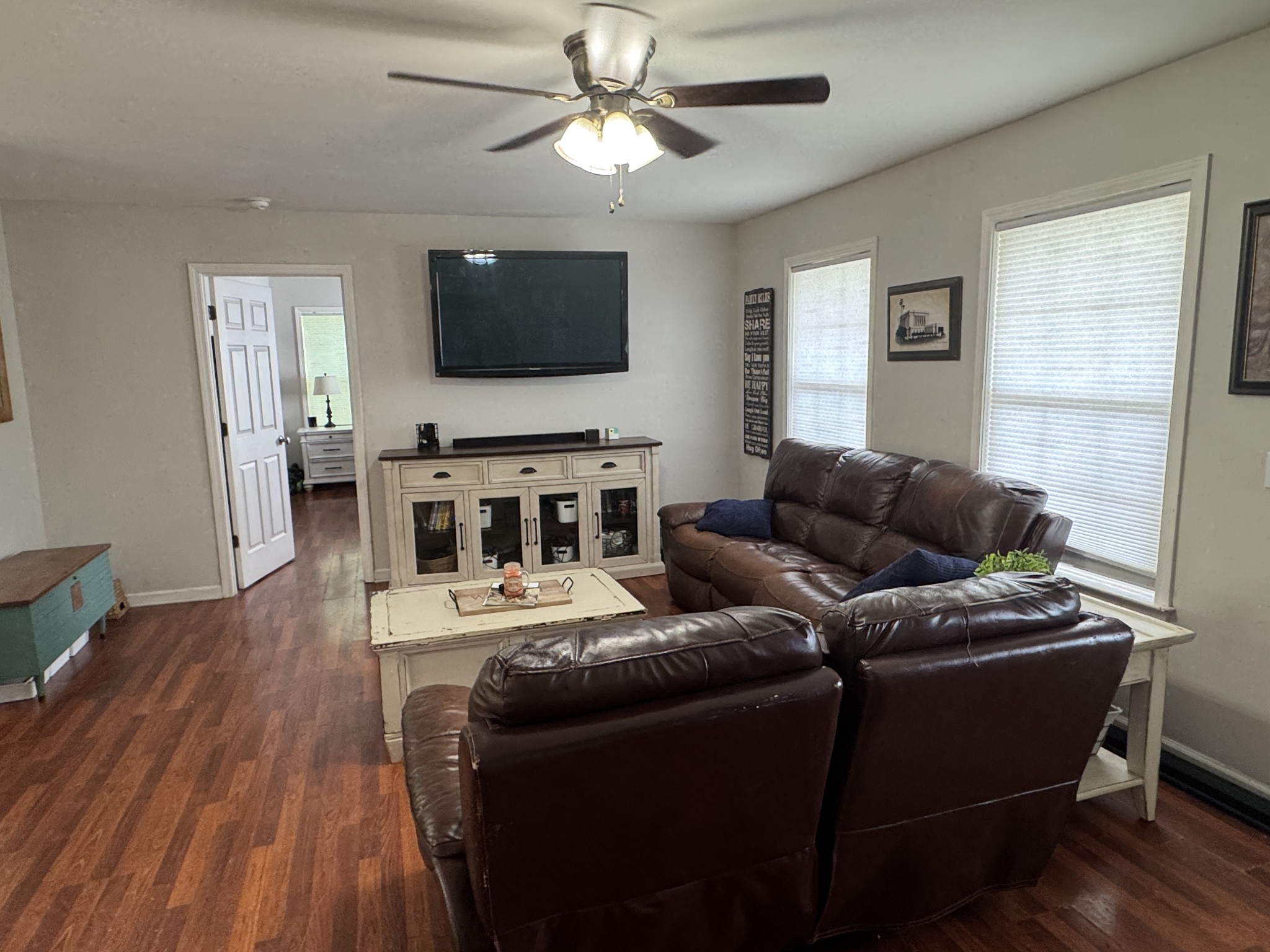 105 Larkins Dr