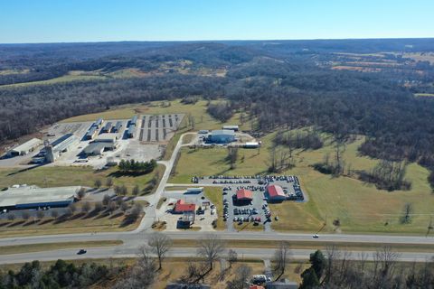 0 New Lawrenceburg Hwy Mount Pleasant TN 38474