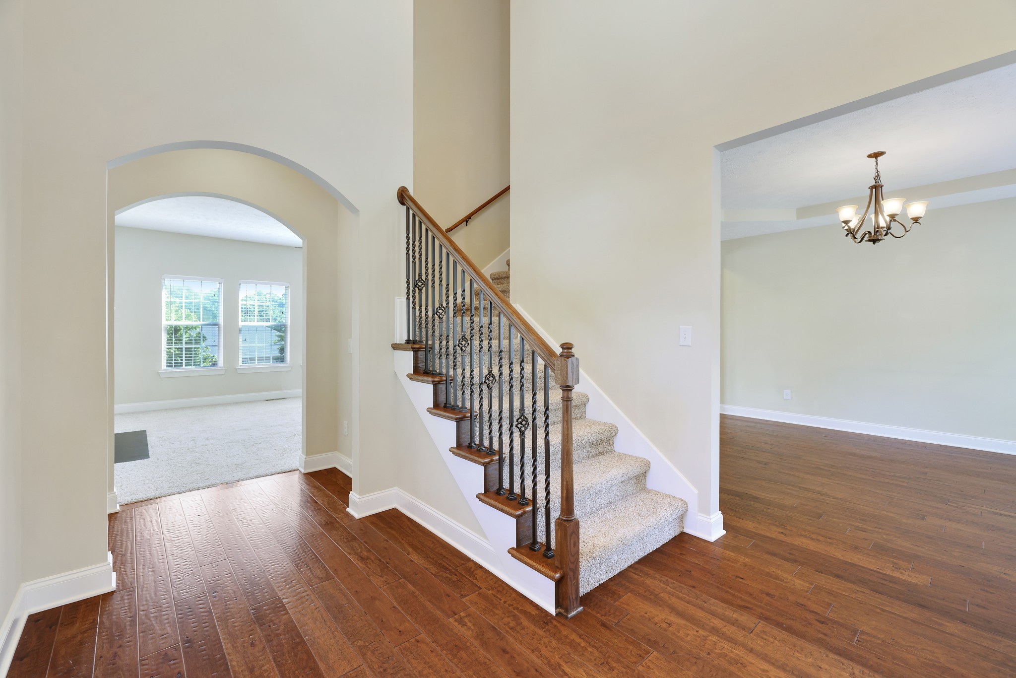 5641 Deer Valley Trl