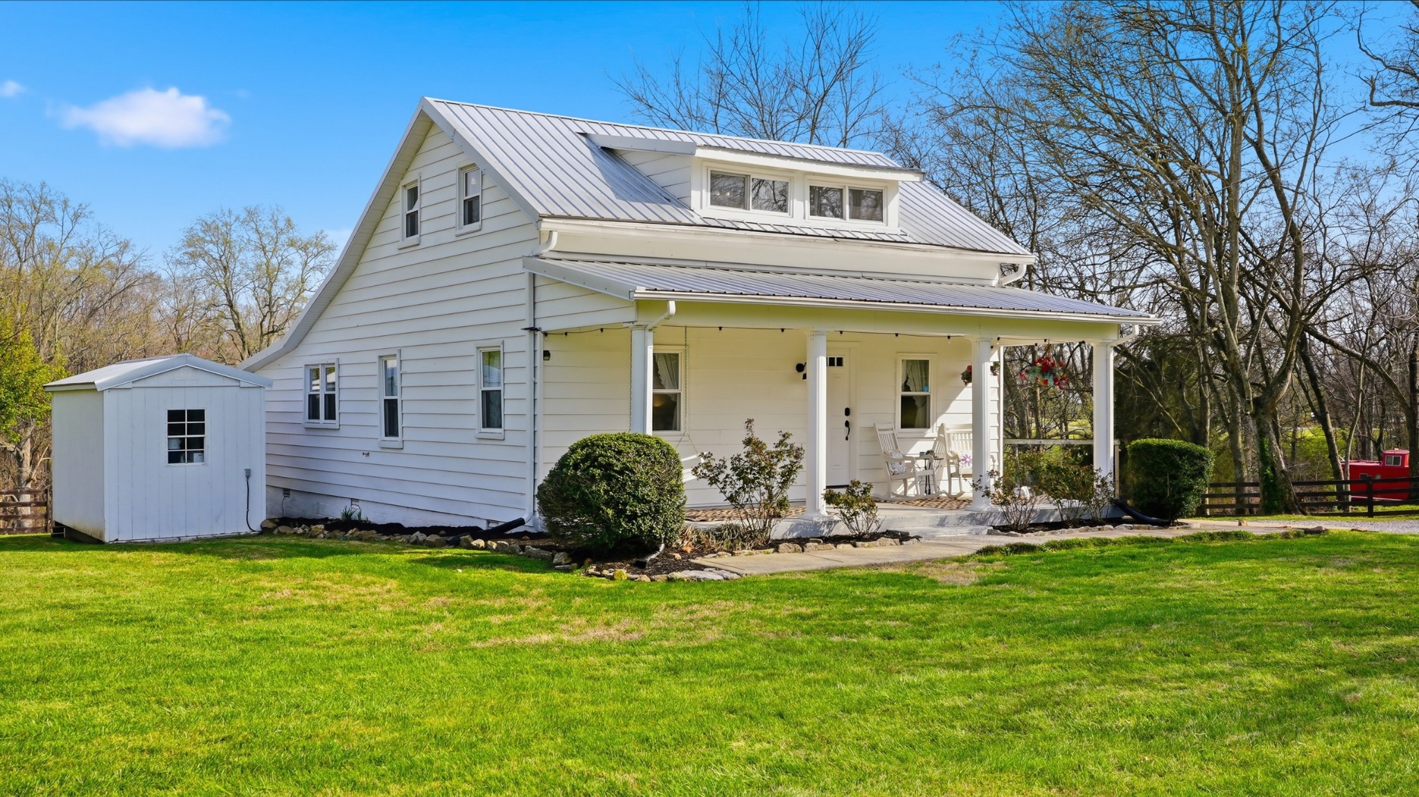 2820 Lockertsville Rd