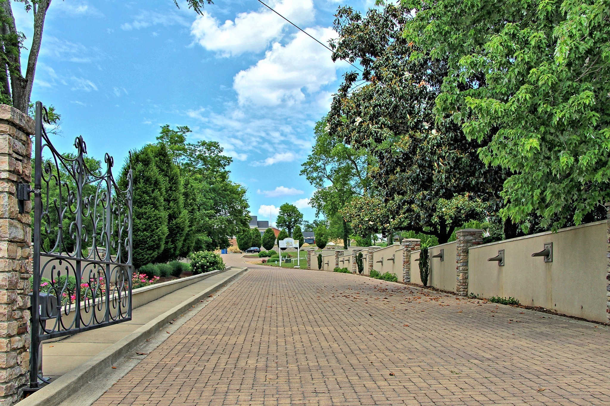Search Listings 4 721 Halcyon Way