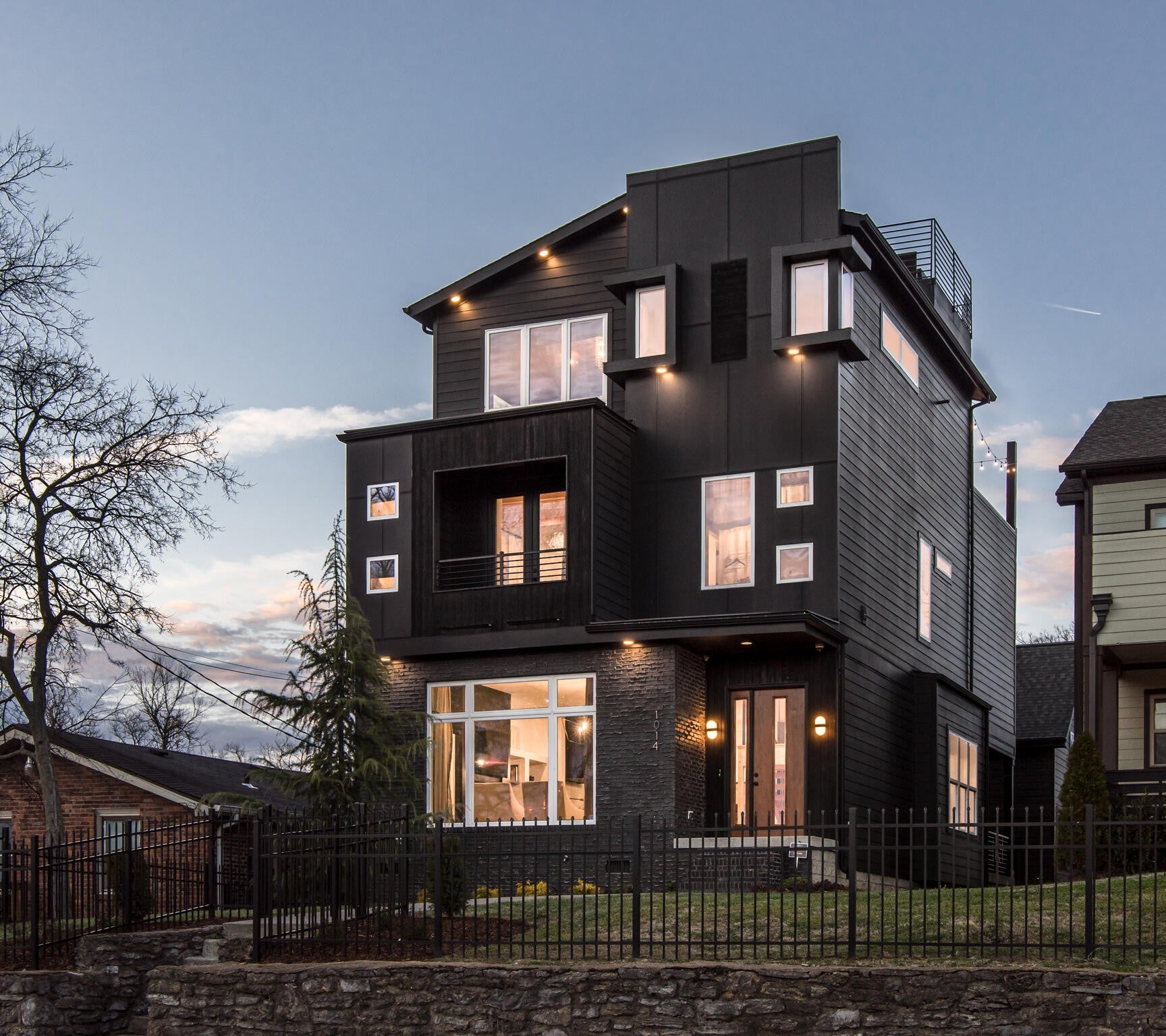 4.0-bed rental at 1014 Argyle Ave