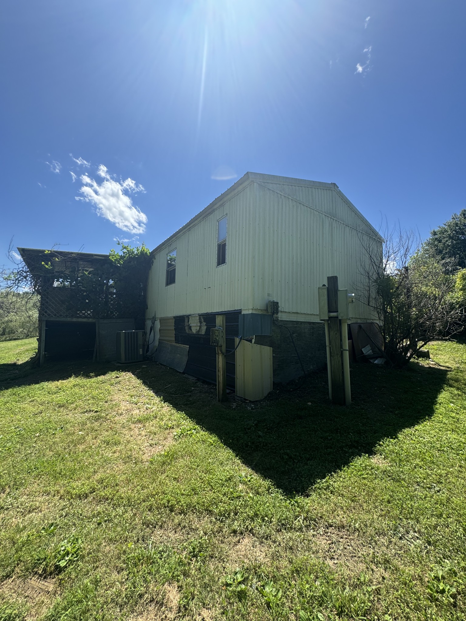 755 Highland Rd