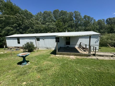 755 Highland Rd Red Boiling Springs TN 37150