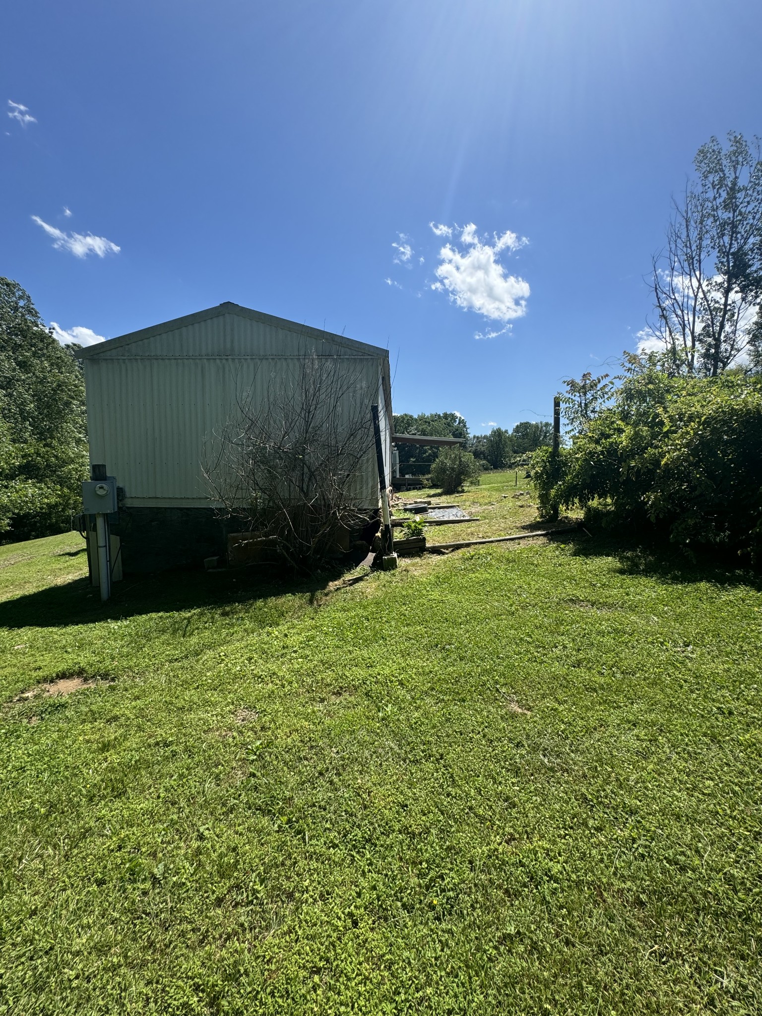 755 Highland Rd