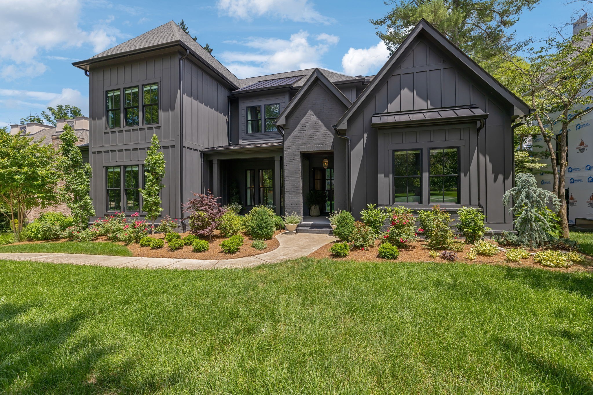 3920 Dorcas Dr