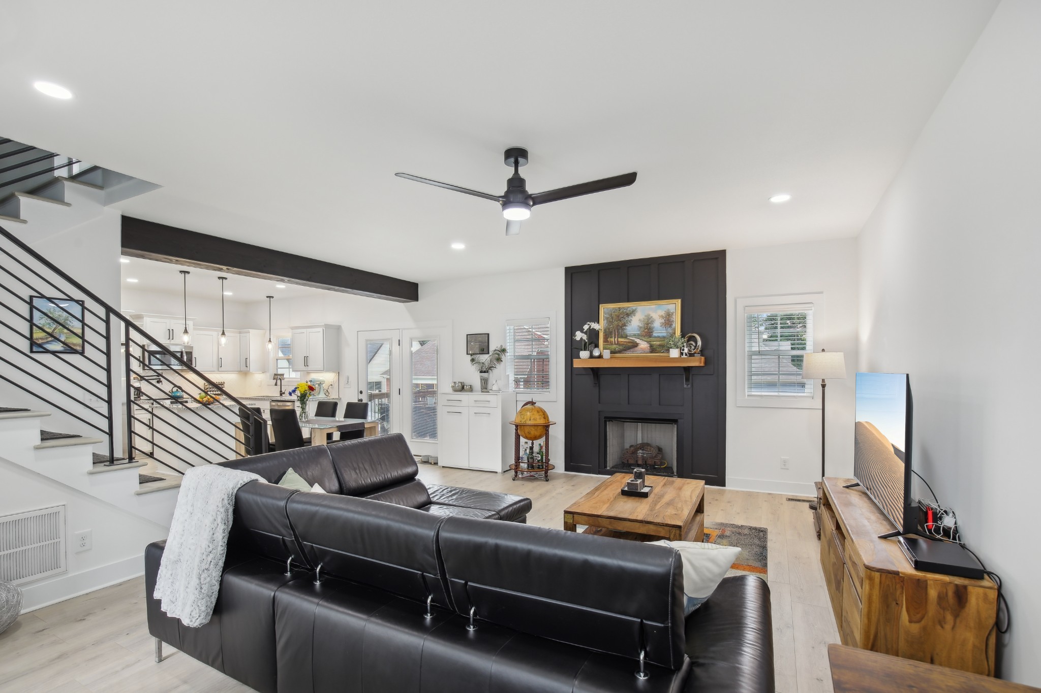 Clarksville, Tennessee 37043, United States, 3 Bedrooms Bedrooms, ,3 BathroomsBathrooms,Residential,Active,141738