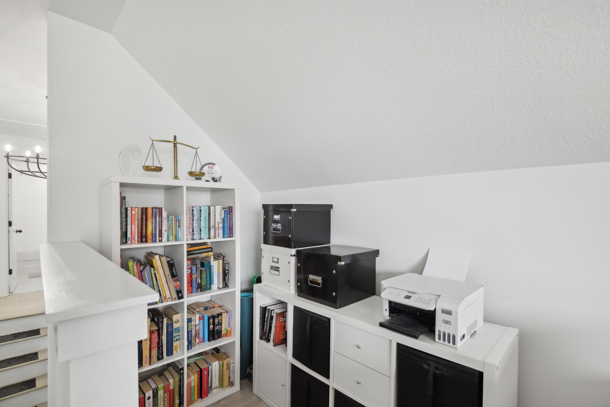 Clarksville, Tennessee 37043, United States, 3 Bedrooms Bedrooms, ,3 BathroomsBathrooms,Residential,Active,141738