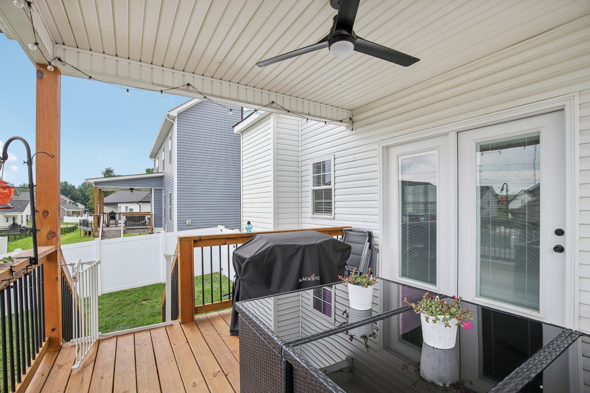 Clarksville, Tennessee 37043, United States, 3 Bedrooms Bedrooms, ,3 BathroomsBathrooms,Residential,Active,141738