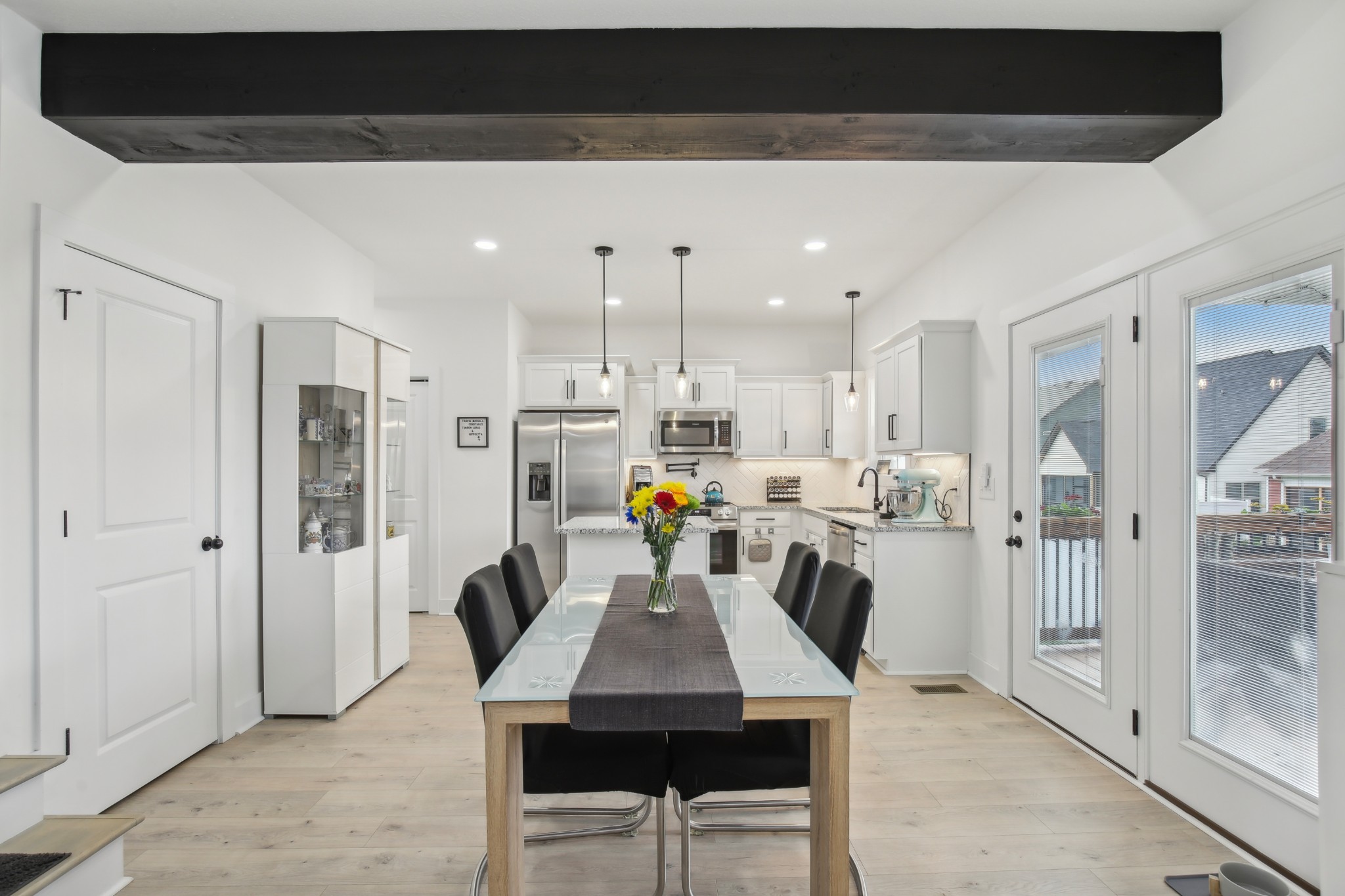 Clarksville, Tennessee 37043, United States, 3 Bedrooms Bedrooms, ,3 BathroomsBathrooms,Residential,Active,141738