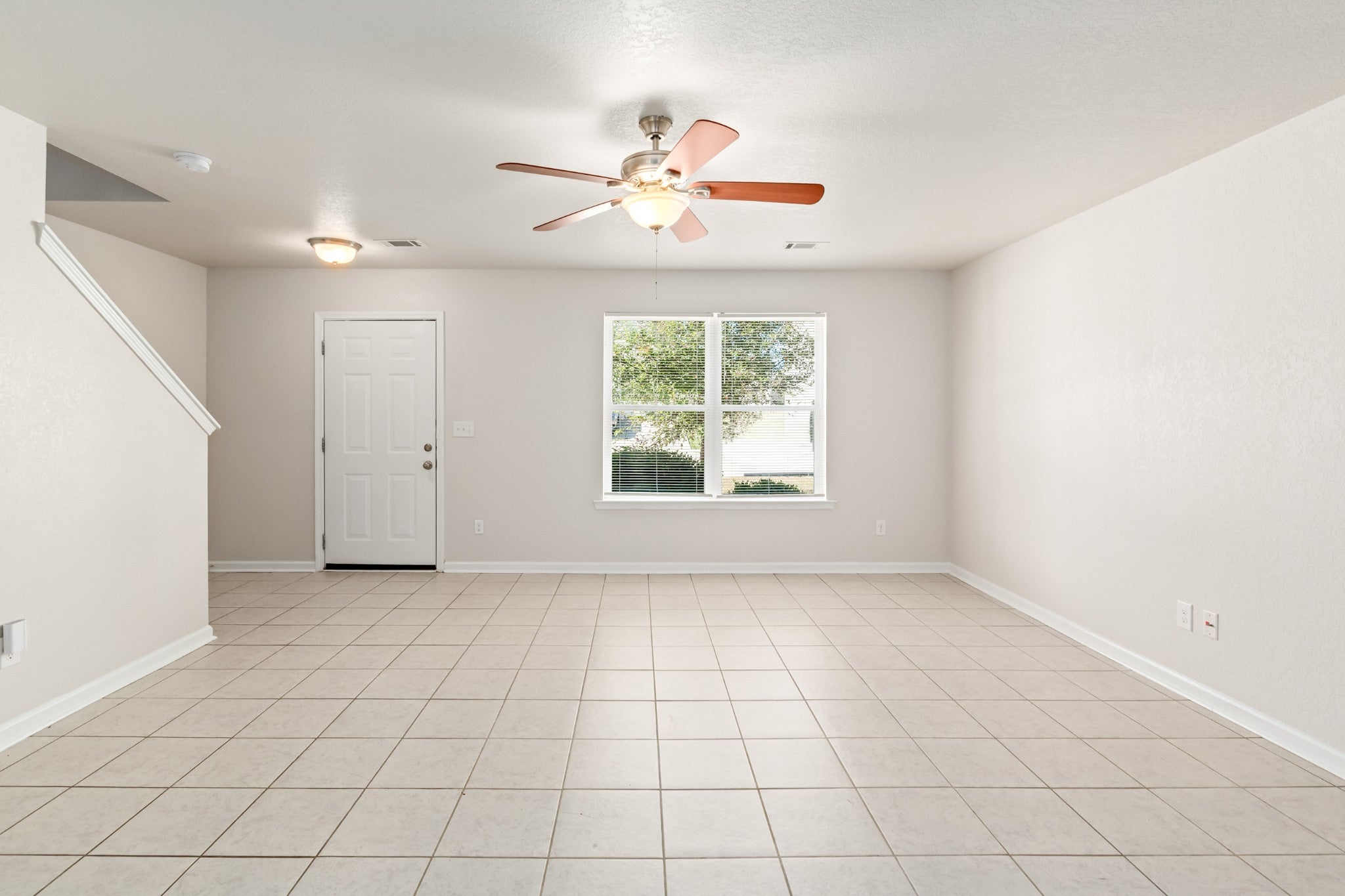 2515 Queen Bee Dr