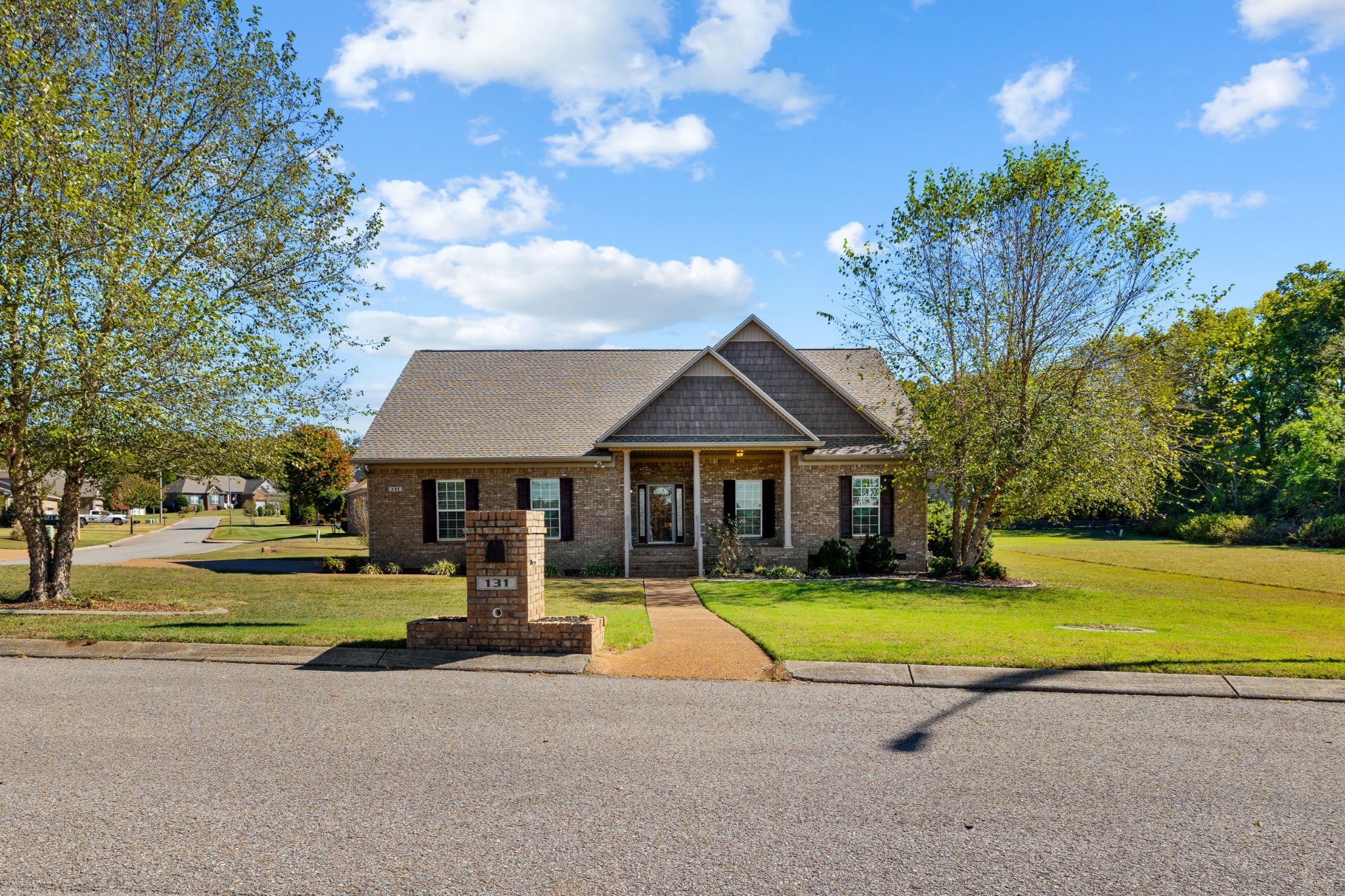 131 Hunters Glen Dr