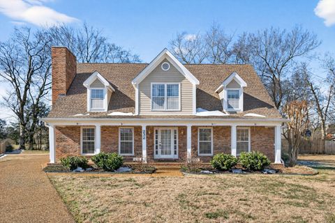 232 Pebble Glen Dr Franklin TN 37064