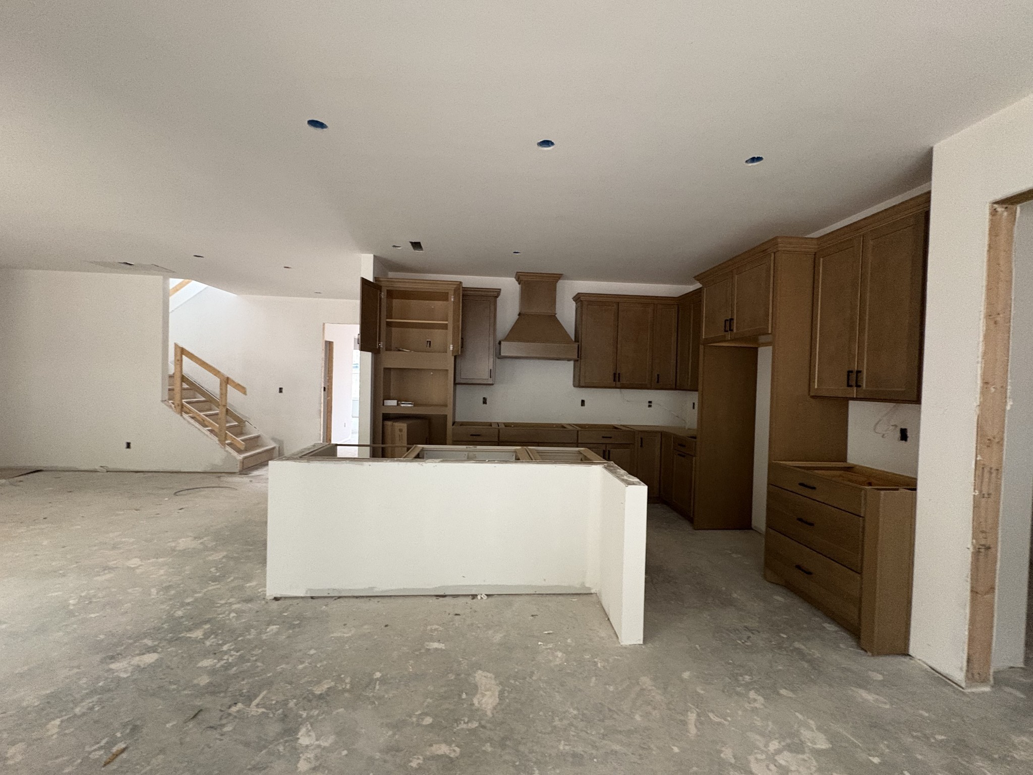 476 Brownstone Street