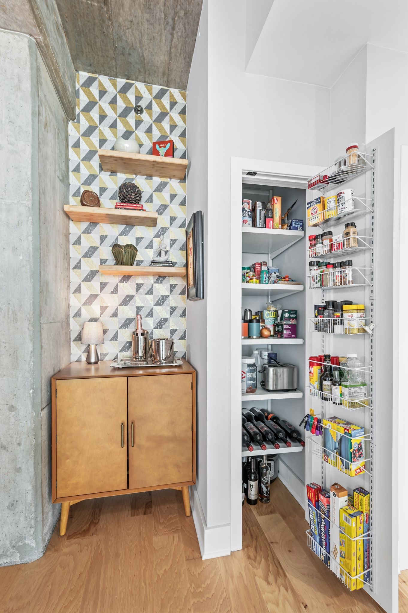 Nashville, Tennessee 37219, United States, 1 Bedroom Bedrooms, ,1 BathroomBathrooms,Residential,Active,128269