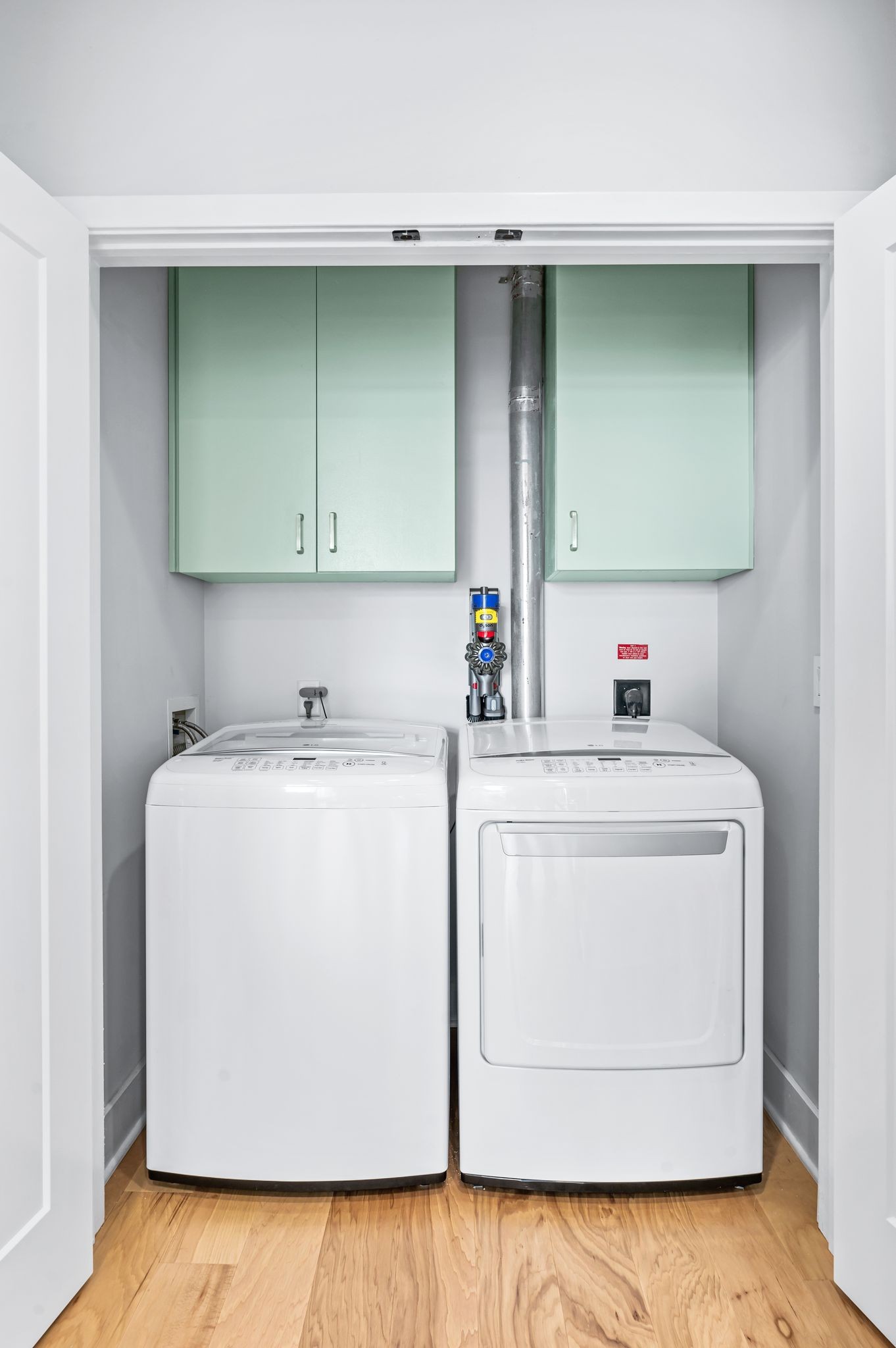 Nashville, Tennessee 37219, United States, 1 Bedroom Bedrooms, ,1 BathroomBathrooms,Residential,Active,128269