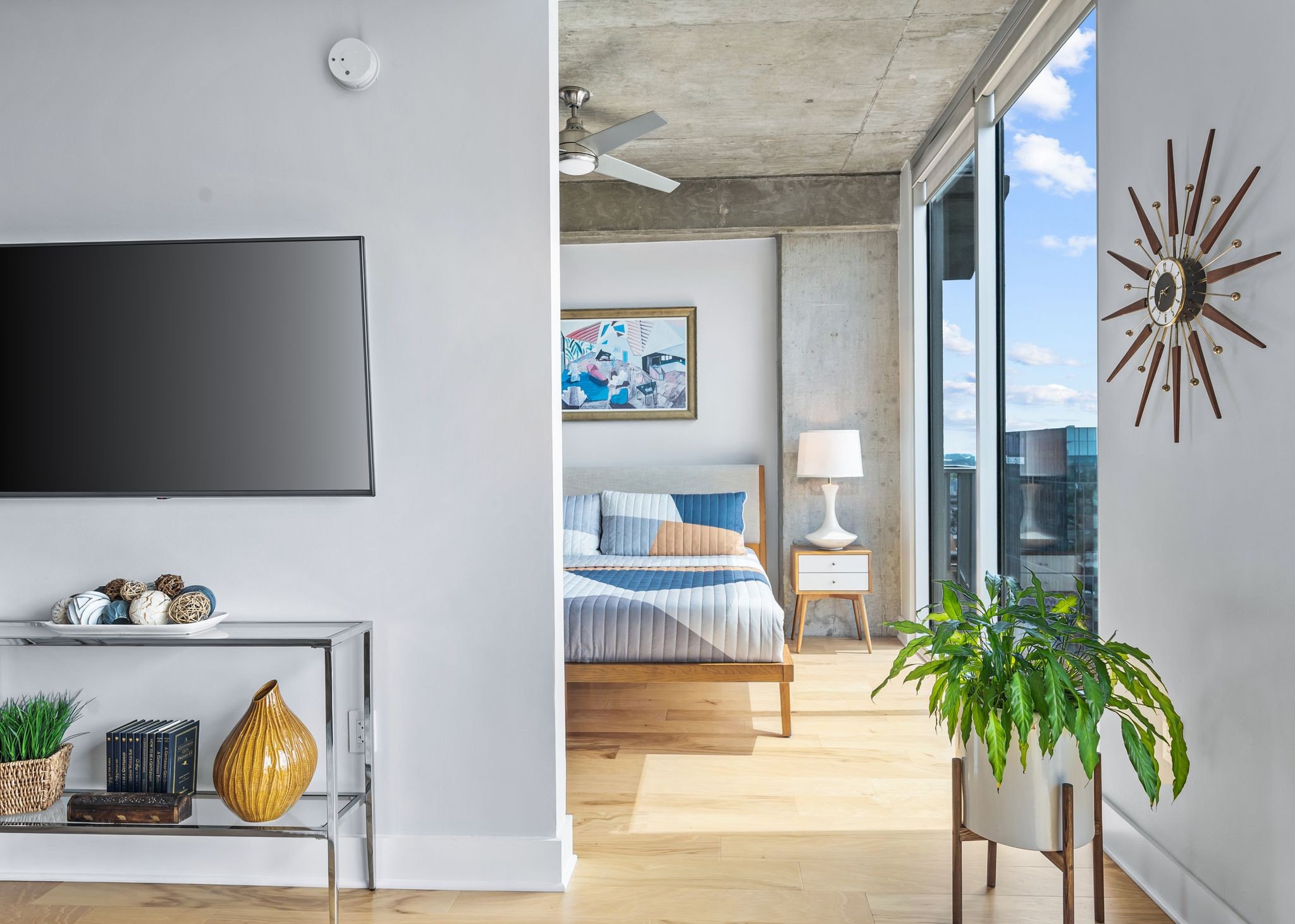 Nashville, Tennessee 37219, United States, 1 Bedroom Bedrooms, ,1 BathroomBathrooms,Residential,Active,128269