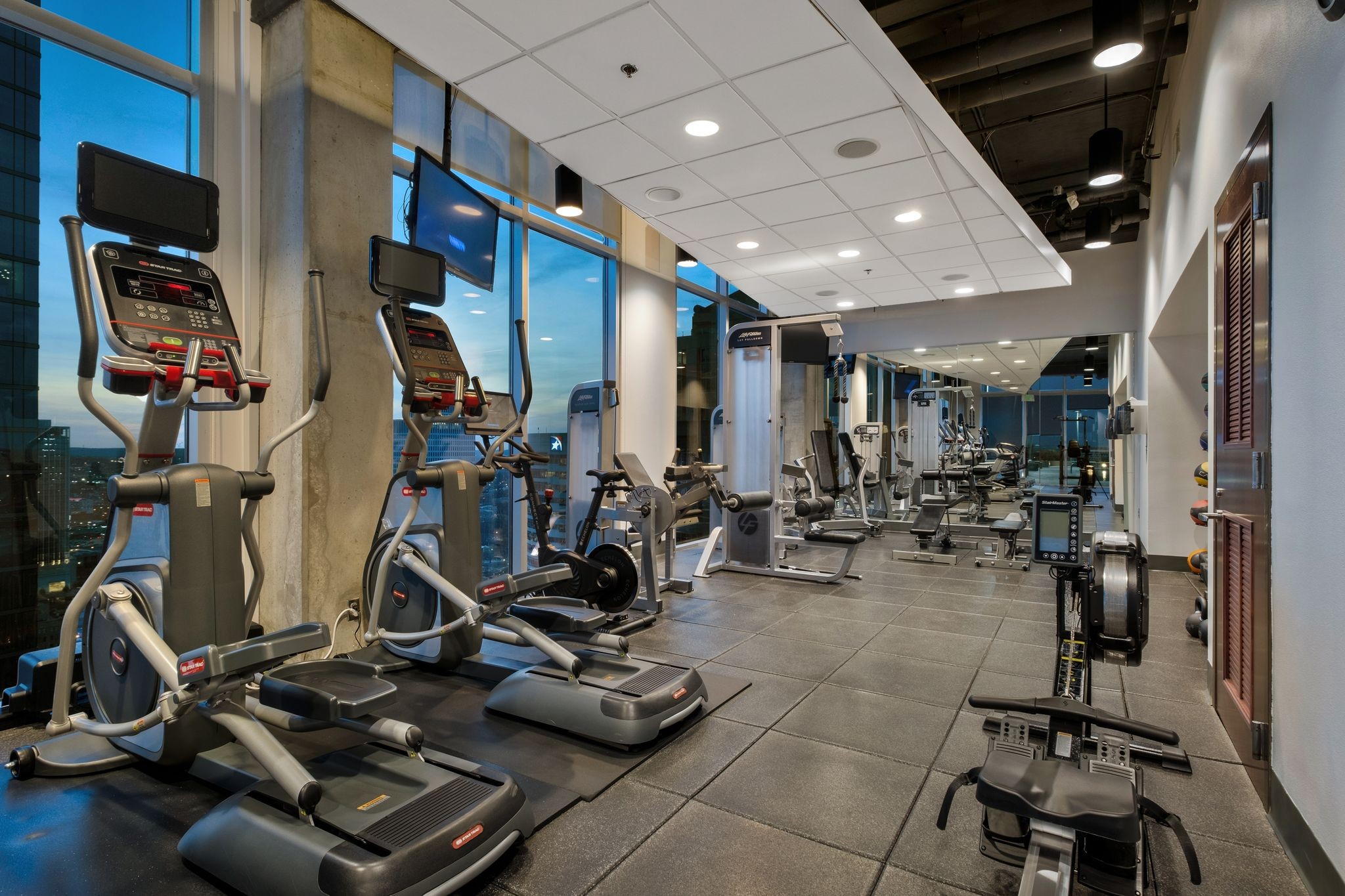 Nashville, Tennessee 37219, United States, 1 Bedroom Bedrooms, ,1 BathroomBathrooms,Residential,Active,128269