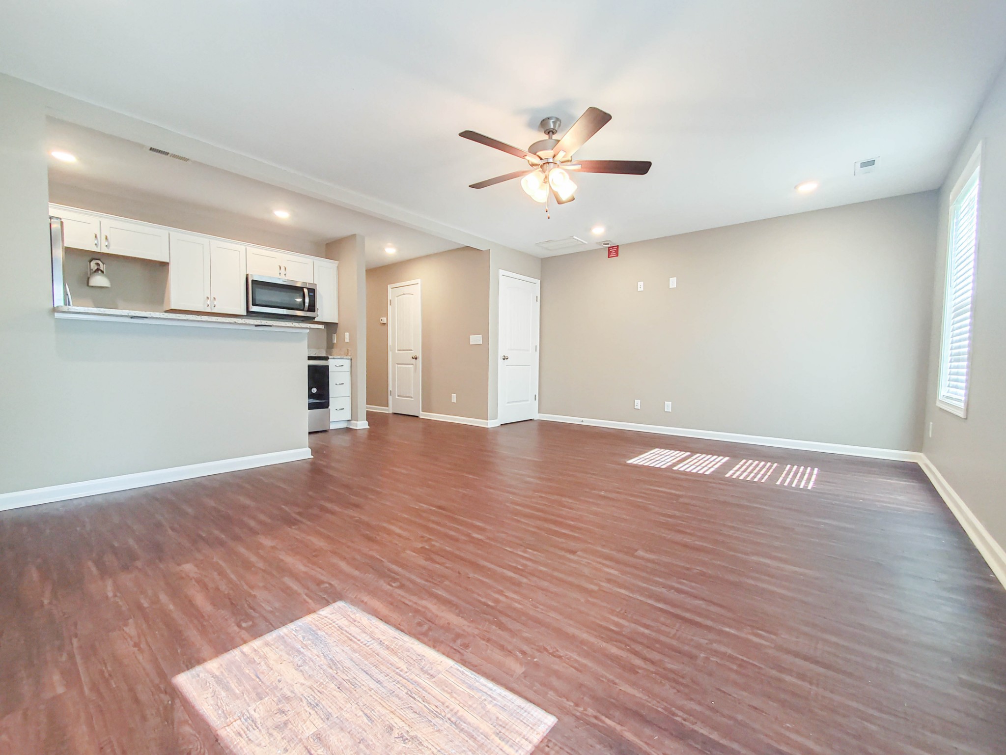 135 Country Lane 103