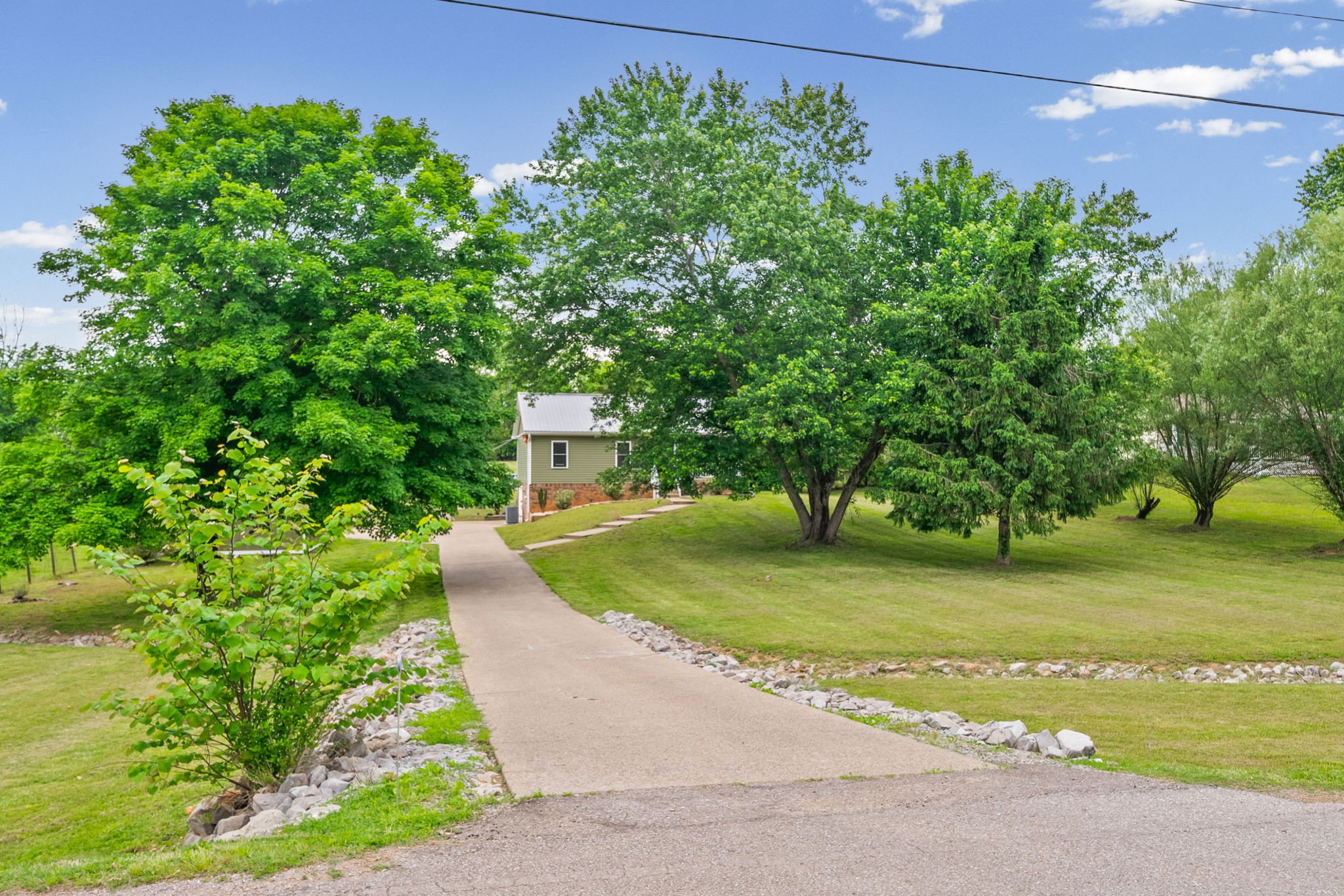 4834 Woodrow Rd