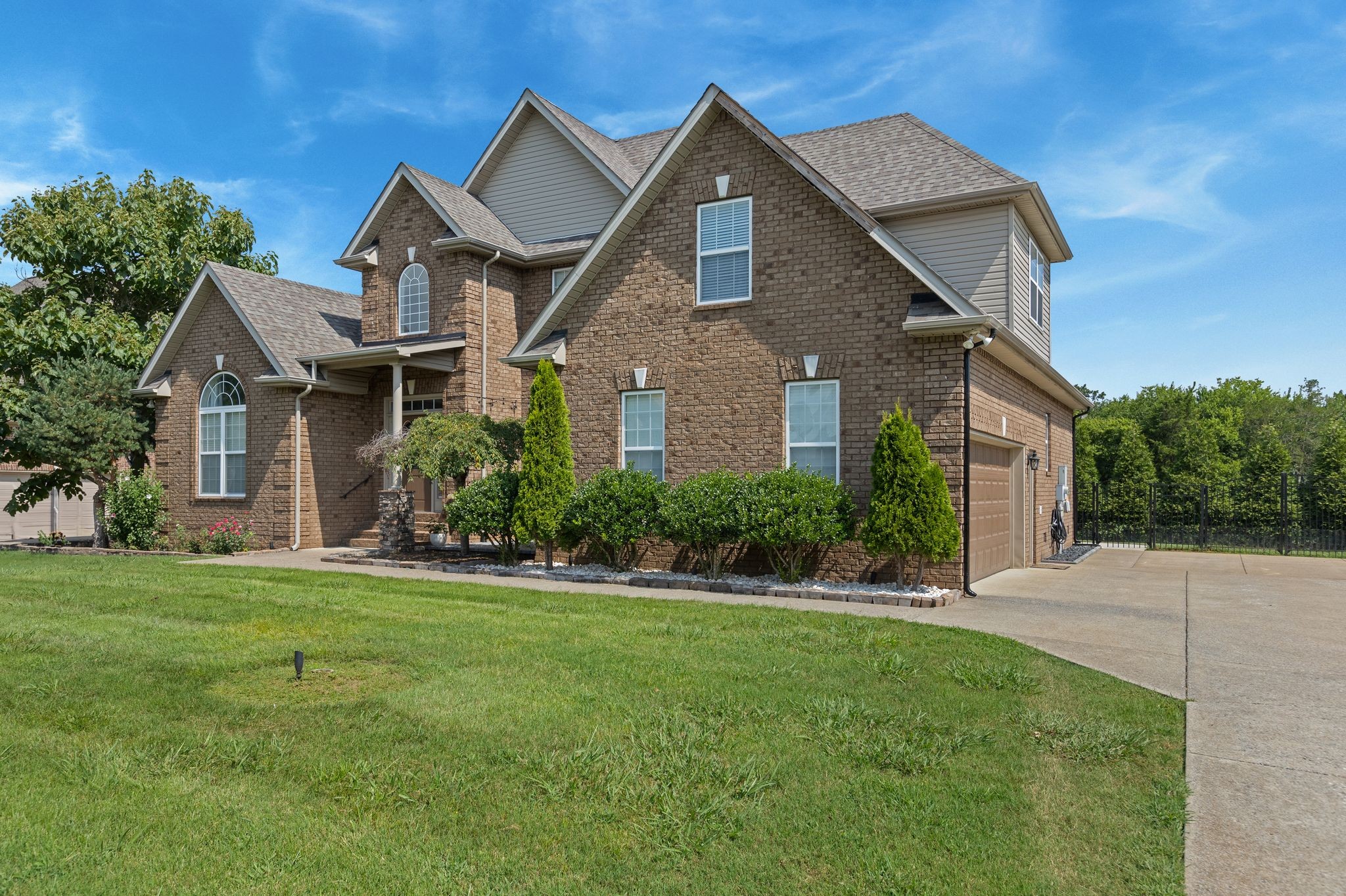 107 Mandarin Ct