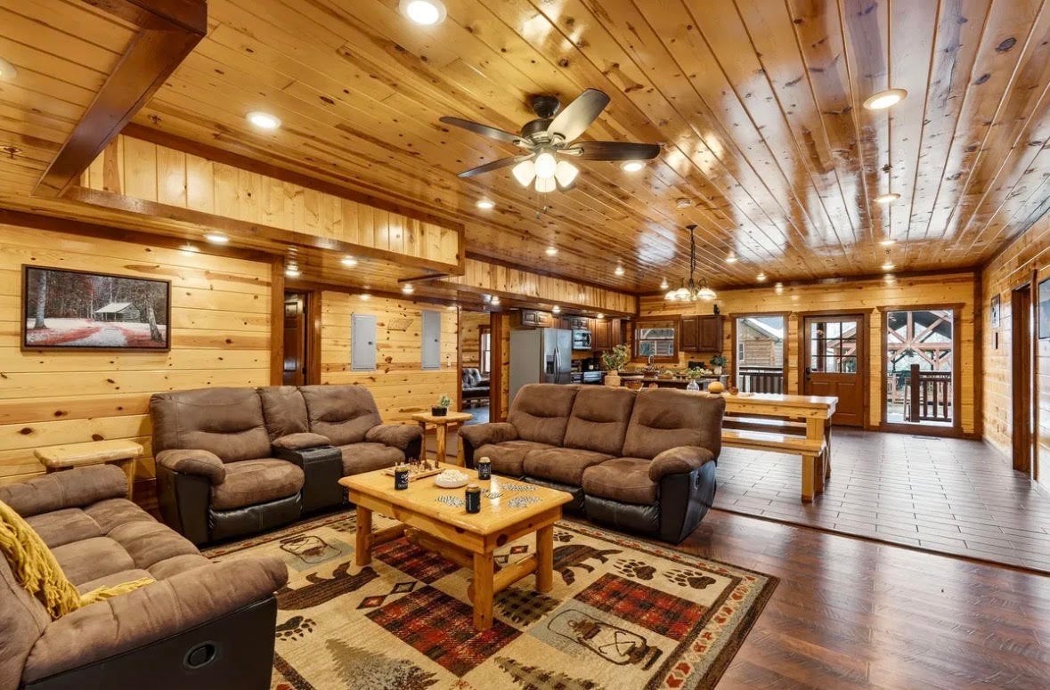 2727 Green Mountain Way