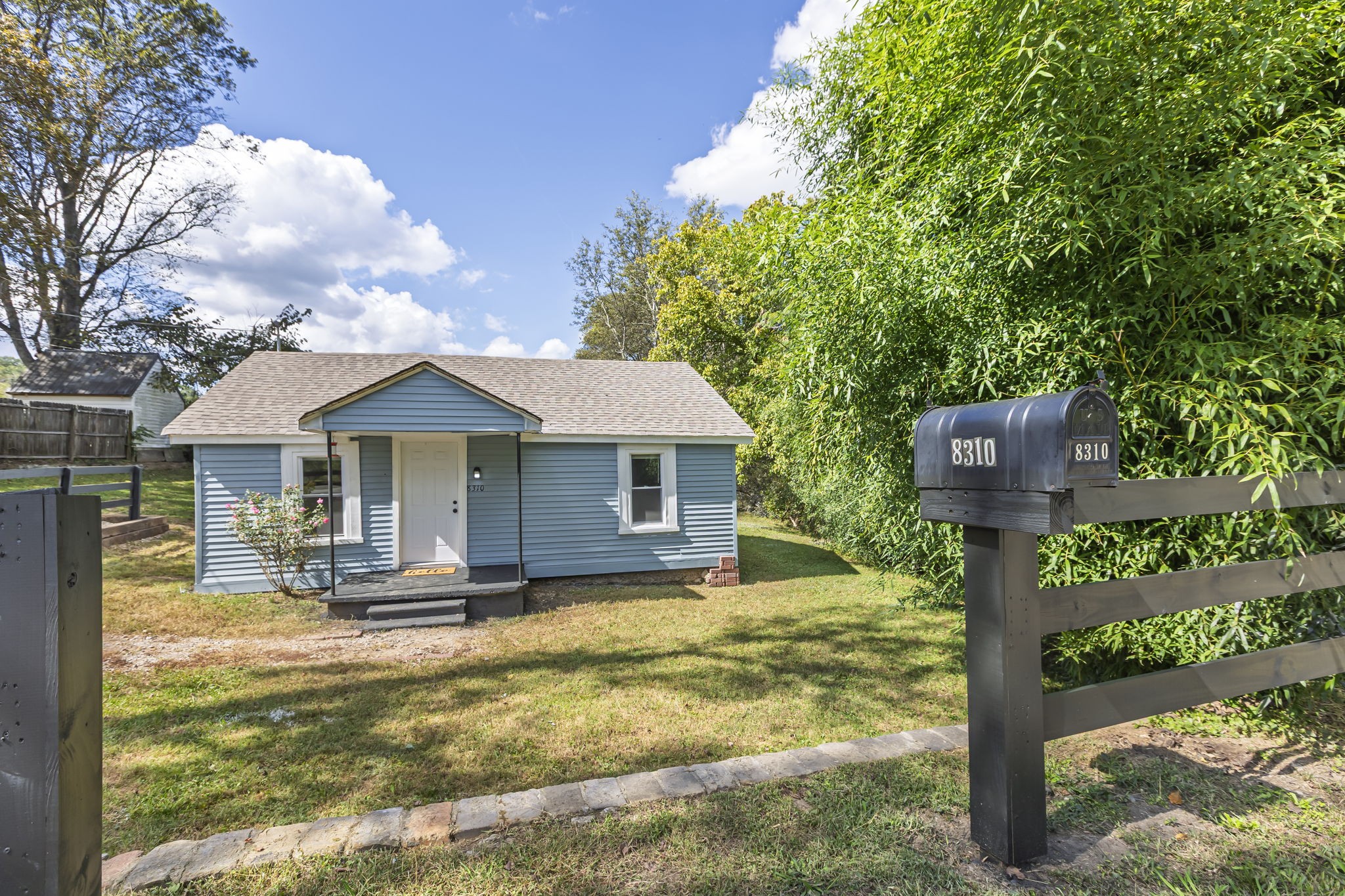 8310 Lawrenceburg Hwy