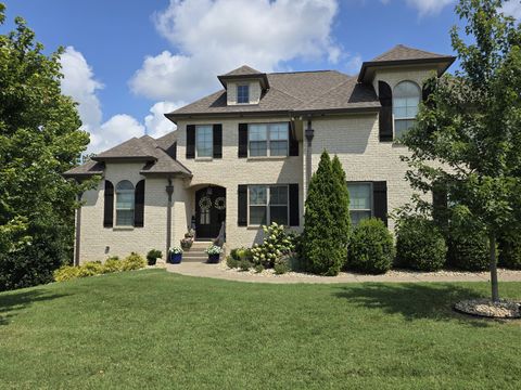 1350 Round Hill Ln Spring Hill TN 37174