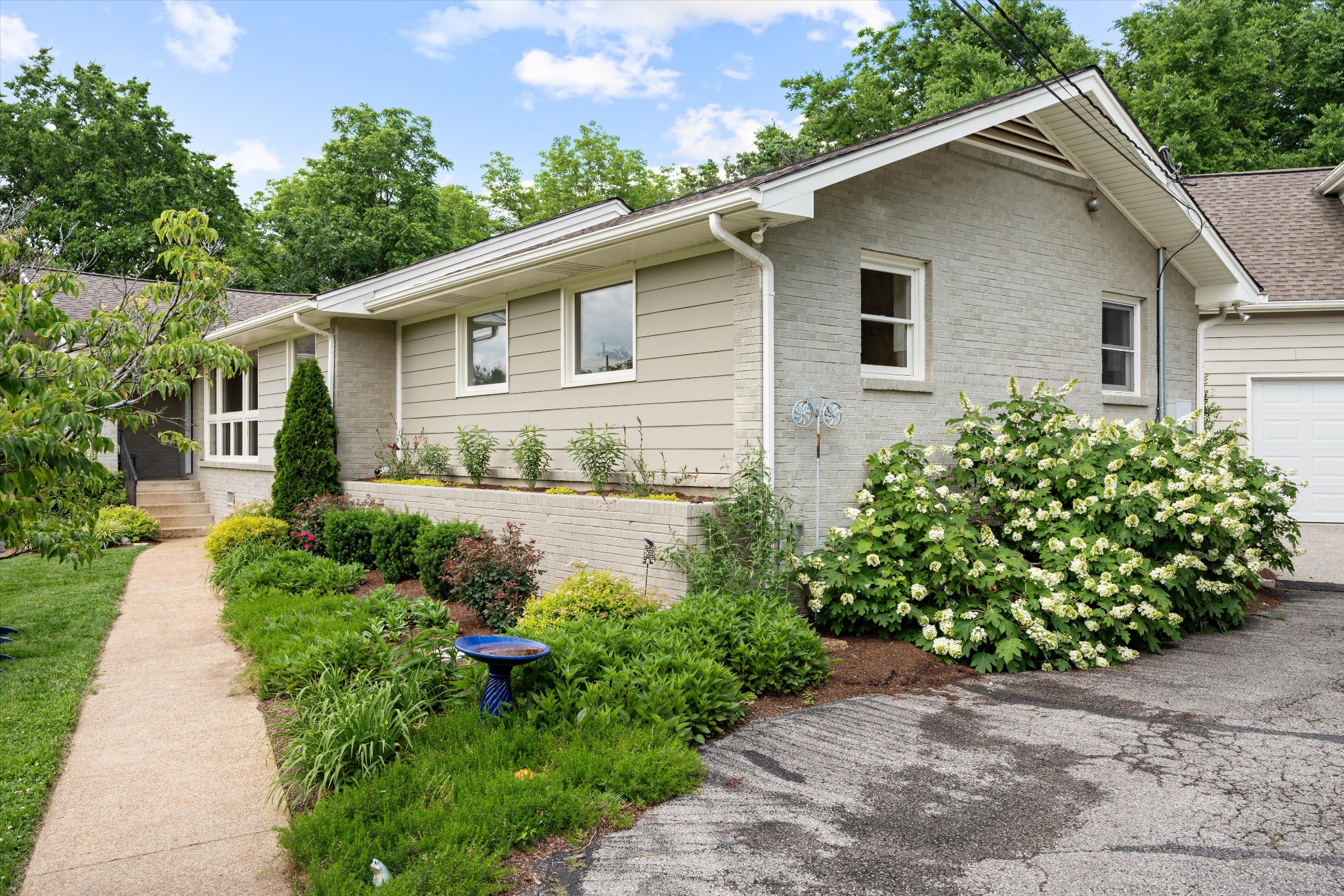 612 Lamar Dr