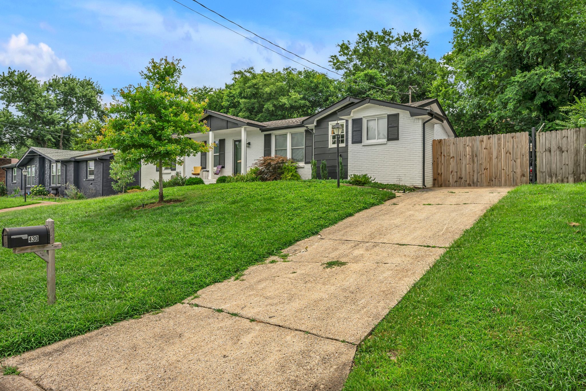 430 Clearwater Dr