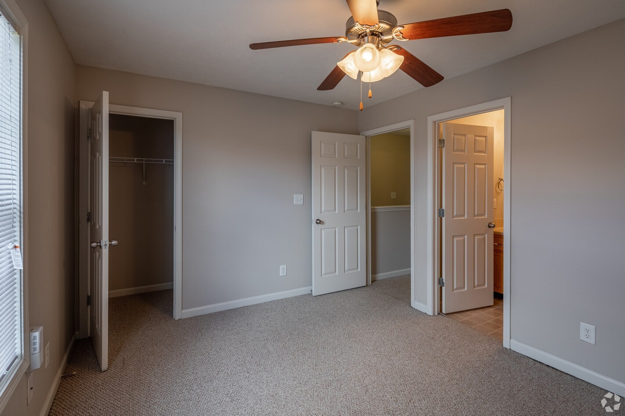 739 Heritage Pointe Cir