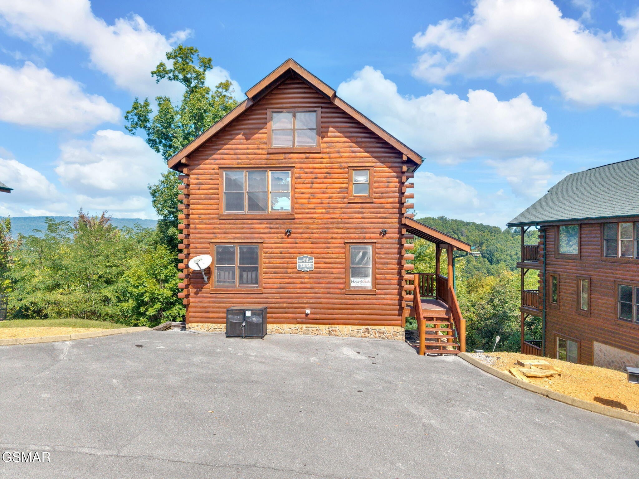 2835 White Oak Ridge Lane