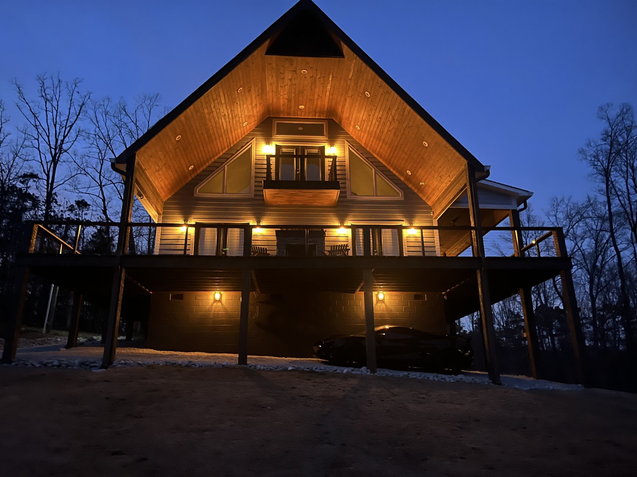 121 Persimmon Ln