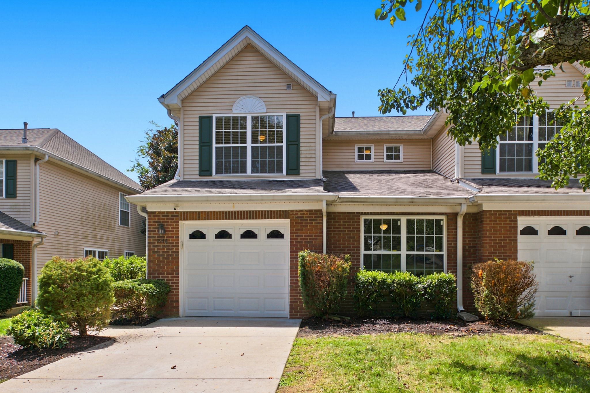 3-bed listing at 2216 Nashboro Blvd, Nashville