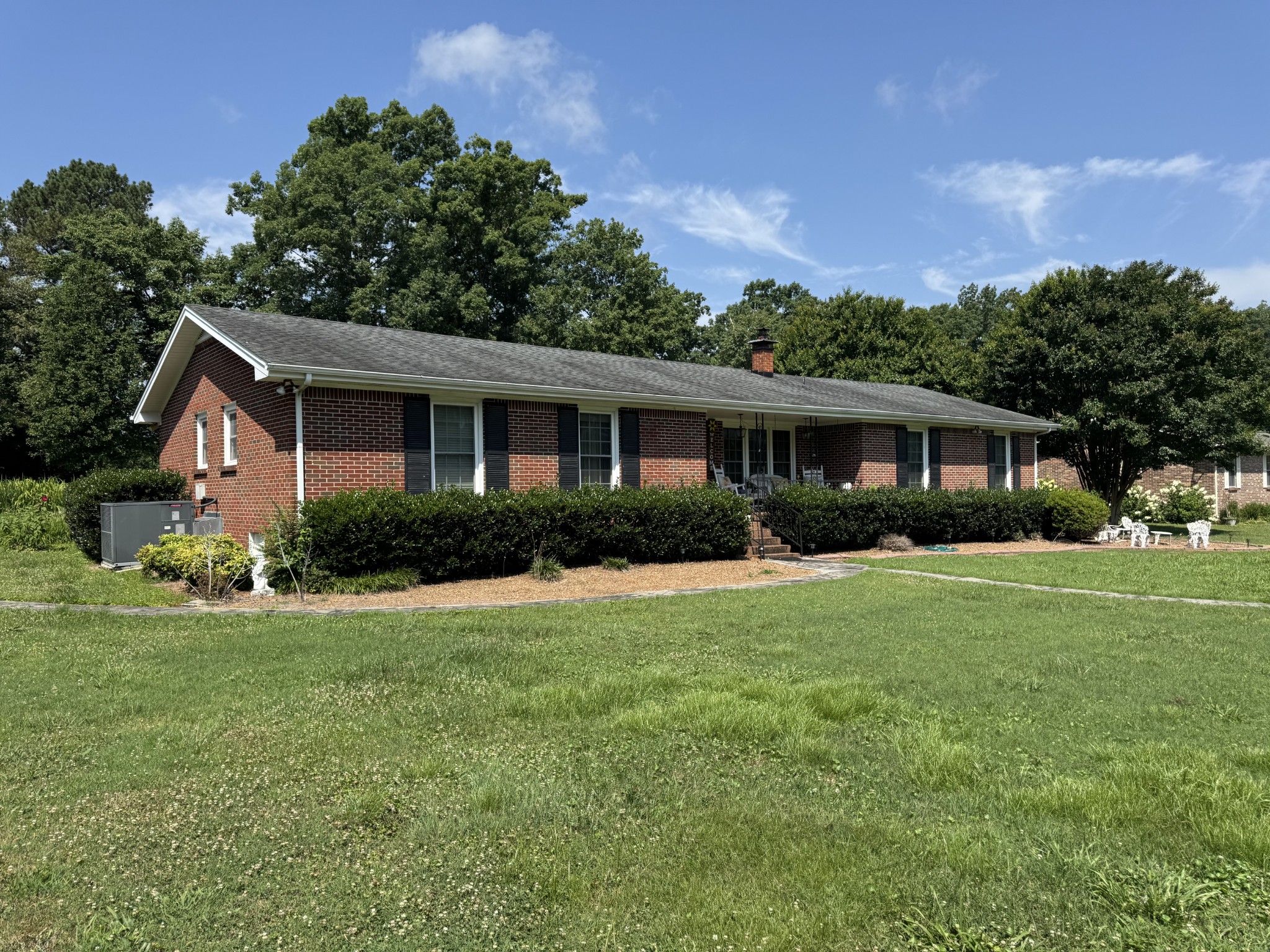 1403 Flippin Dr