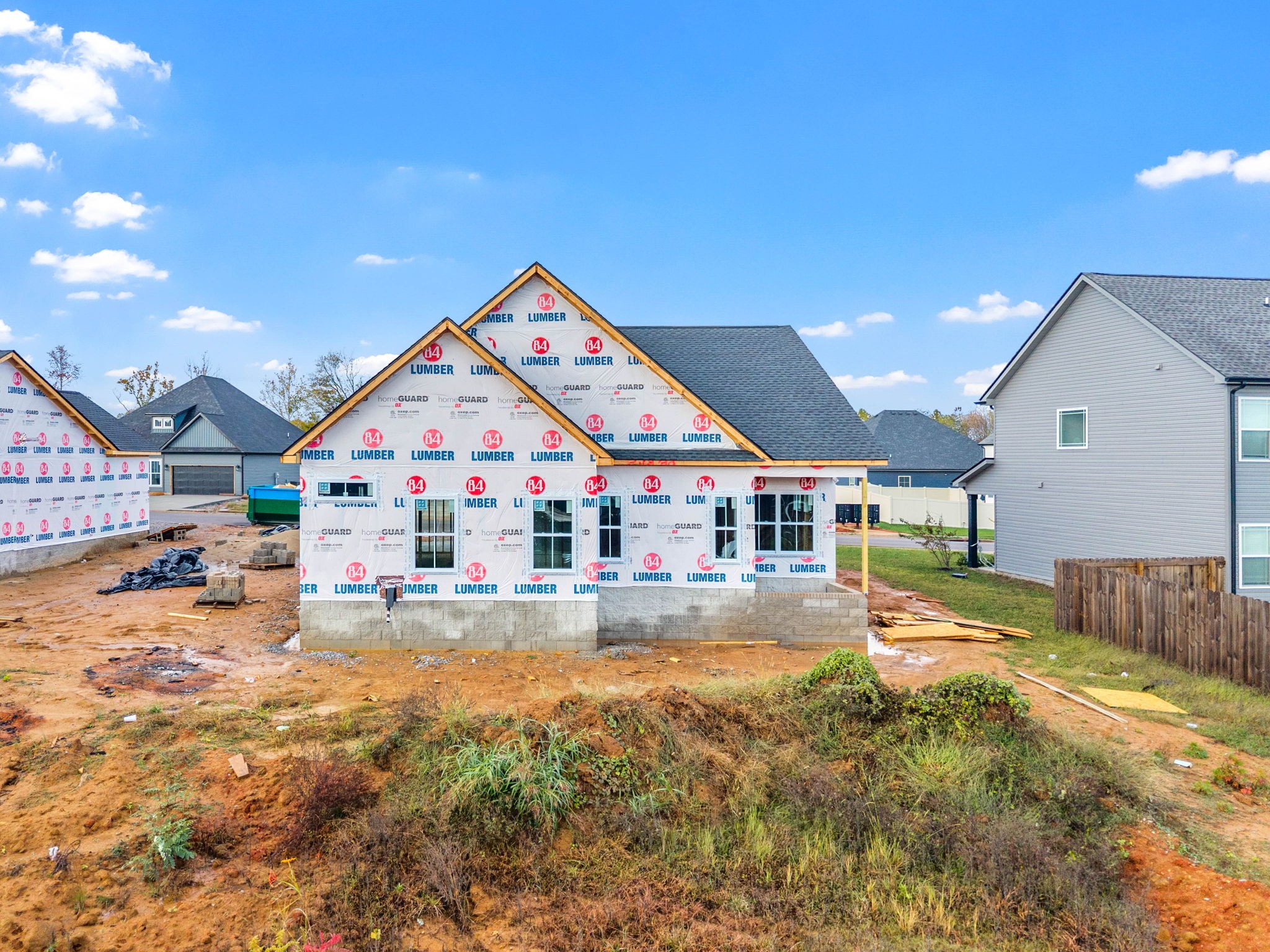 Clarksville, Tennessee 37042, United States, 4 Bedrooms Bedrooms, ,3 BathroomsBathrooms,Residential,Active,237671