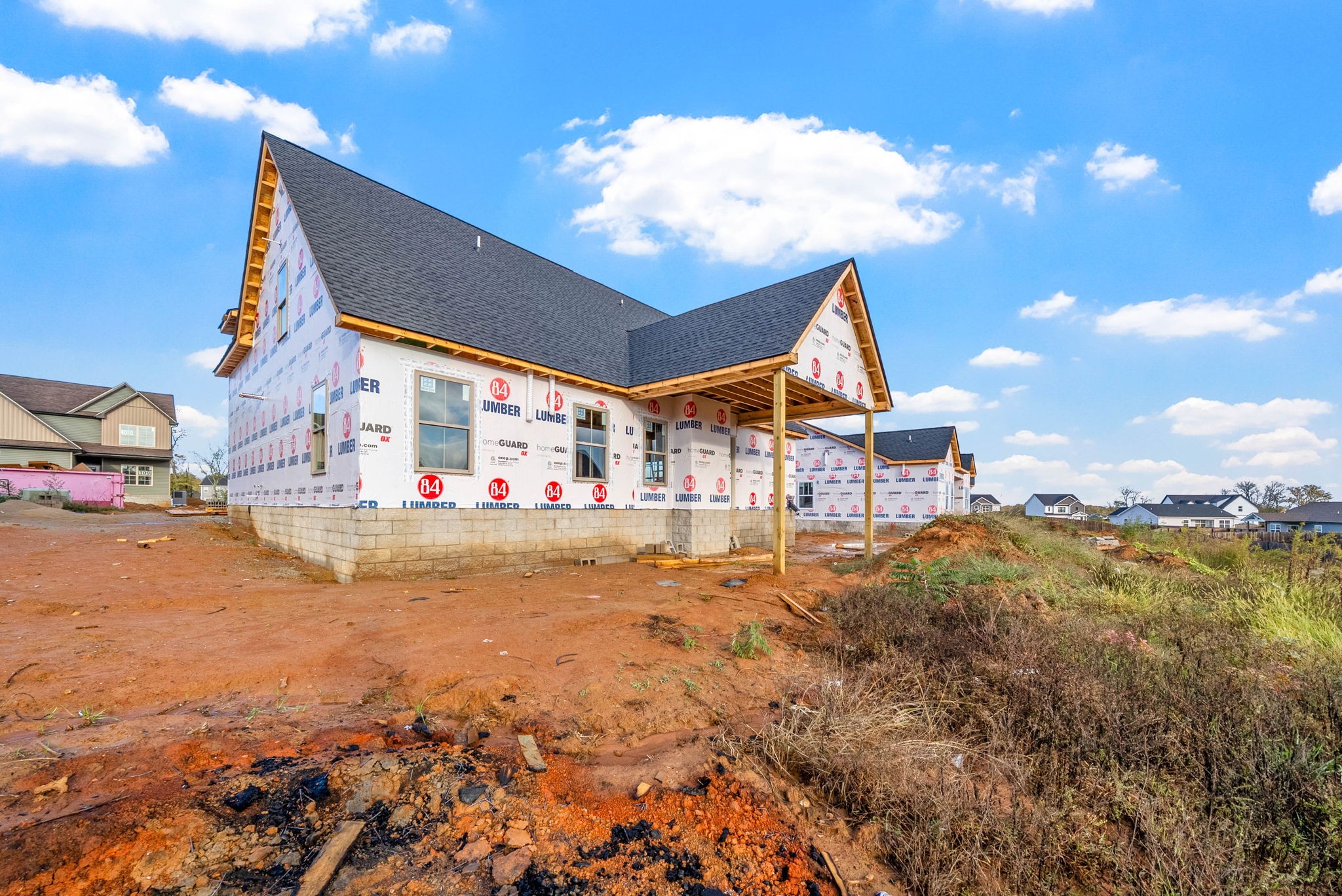 Clarksville, Tennessee 37042, United States, 4 Bedrooms Bedrooms, ,3 BathroomsBathrooms,Residential,Active,237671