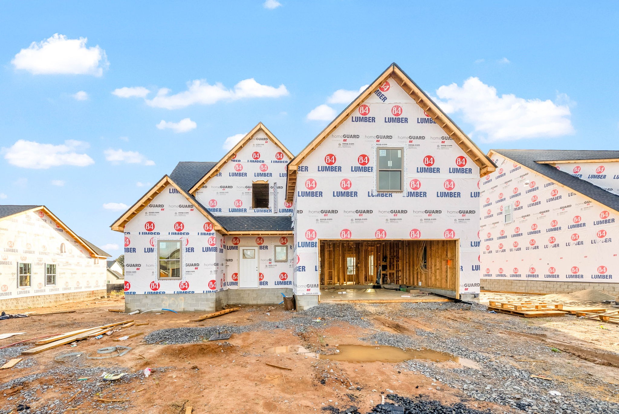 Clarksville, Tennessee 37042, United States, 4 Bedrooms Bedrooms, ,3 BathroomsBathrooms,Residential,Active,237671