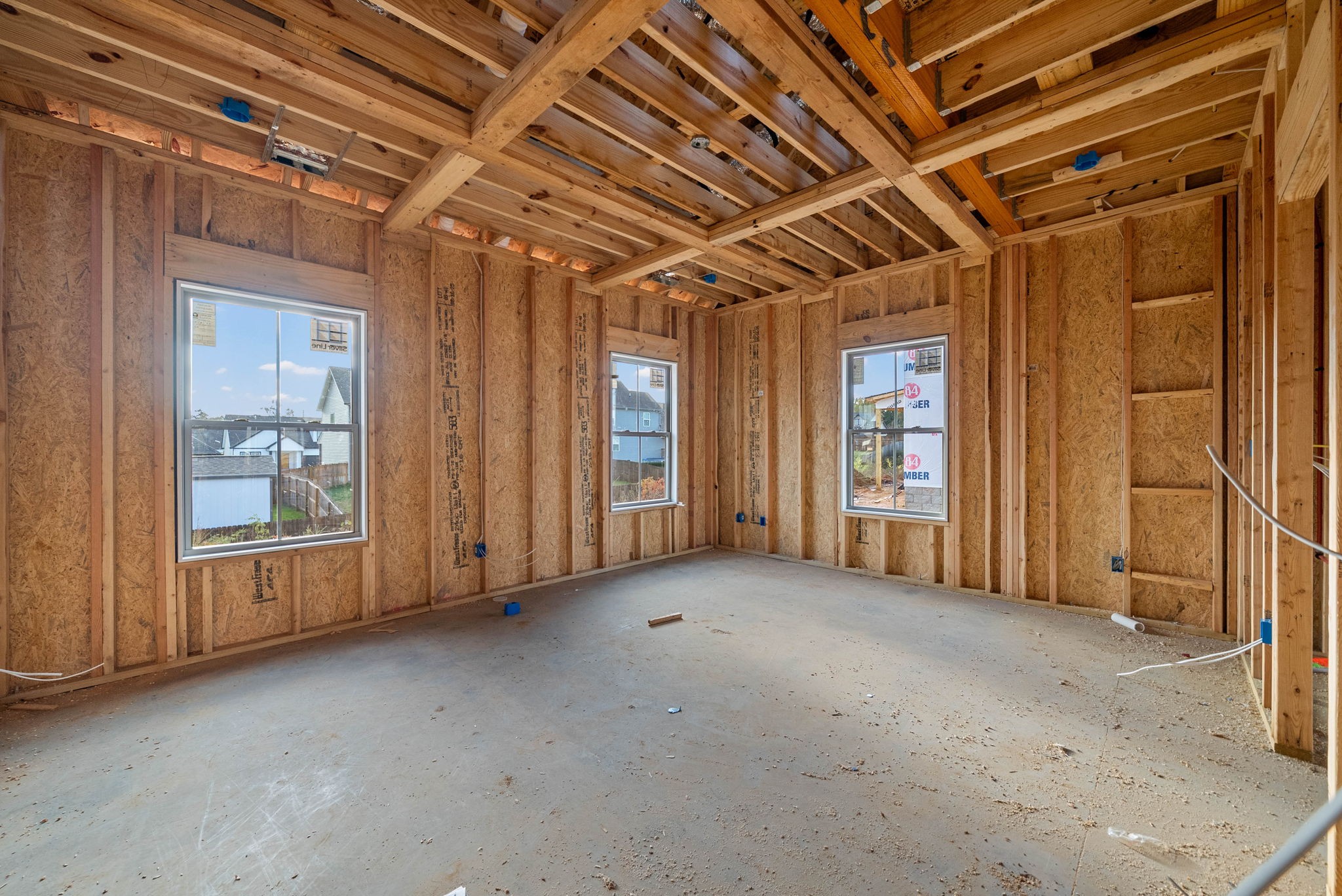 Clarksville, Tennessee 37042, United States, 4 Bedrooms Bedrooms, ,3 BathroomsBathrooms,Residential,Active,237671