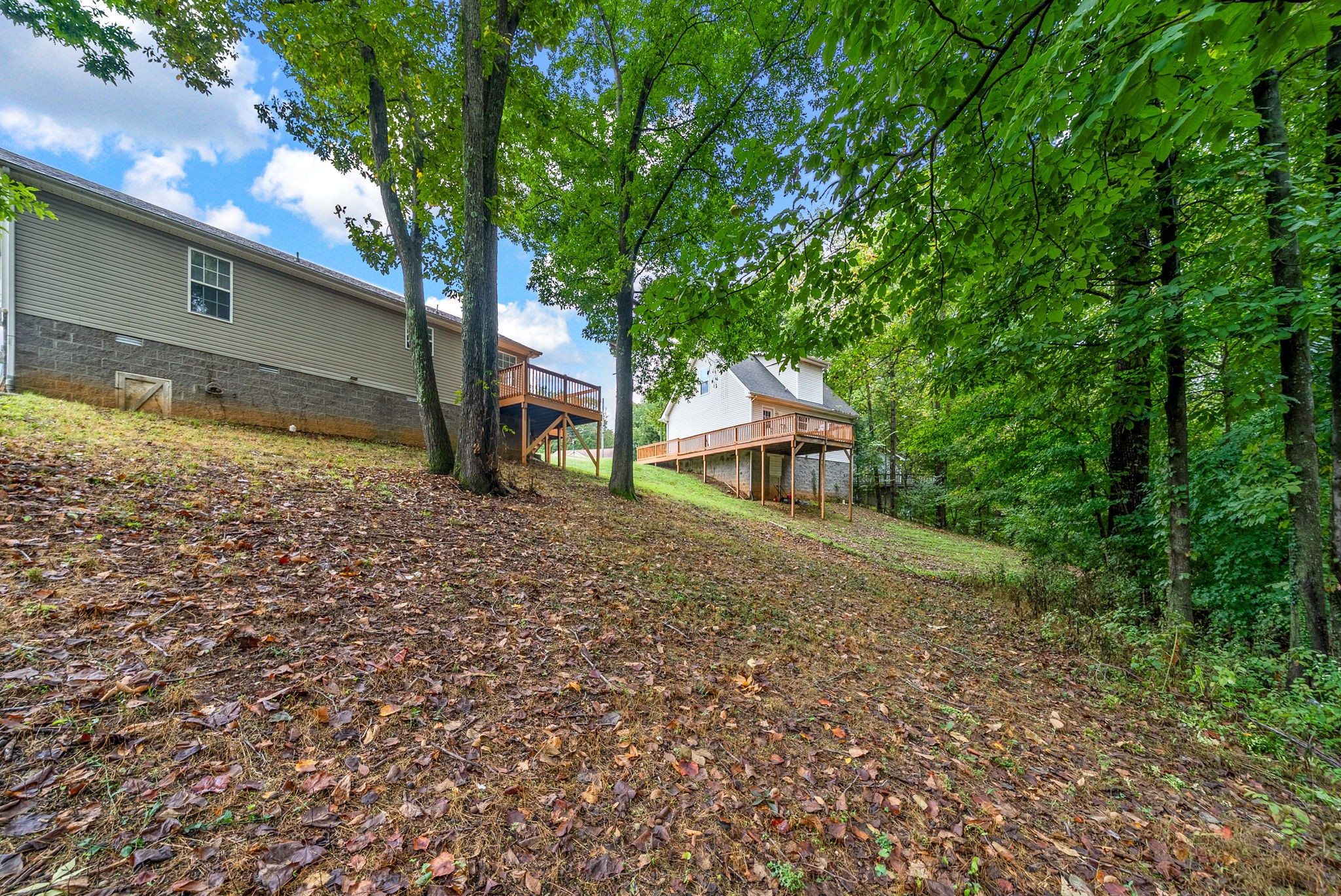 Clarksville, Tennessee 37040, United States, 3 Bedrooms Bedrooms, ,2 BathroomsBathrooms,Residential,Active,218815