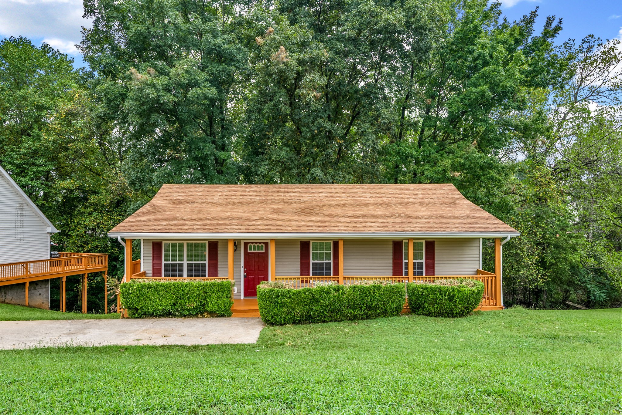 Clarksville, Tennessee 37040, United States, 3 Bedrooms Bedrooms, ,2 BathroomsBathrooms,Residential,Active,218815