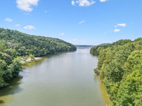 0 Roberts Ridge Manchester TN 37355