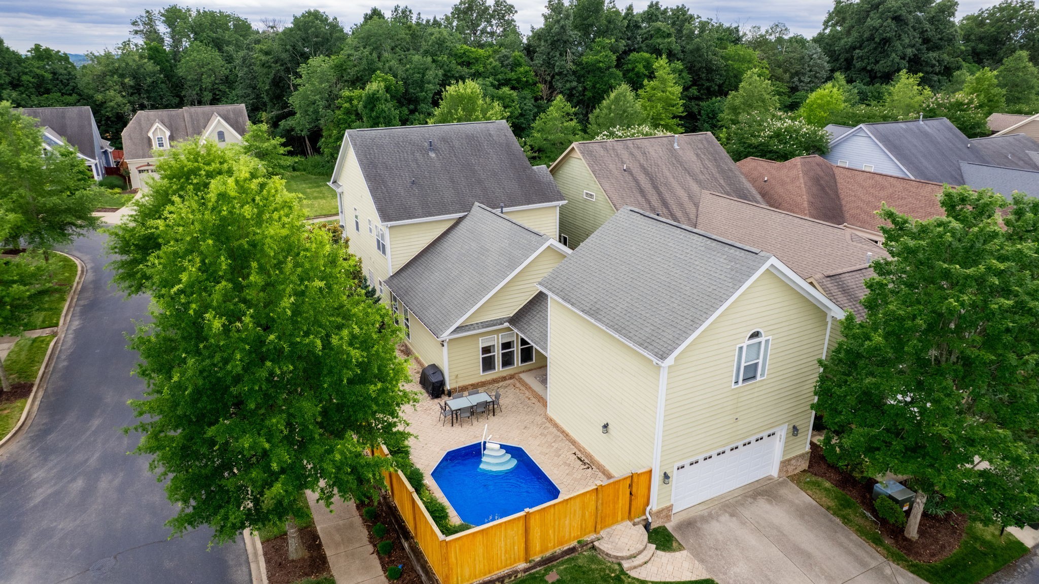 2976 KINGSTON CIRCLE S