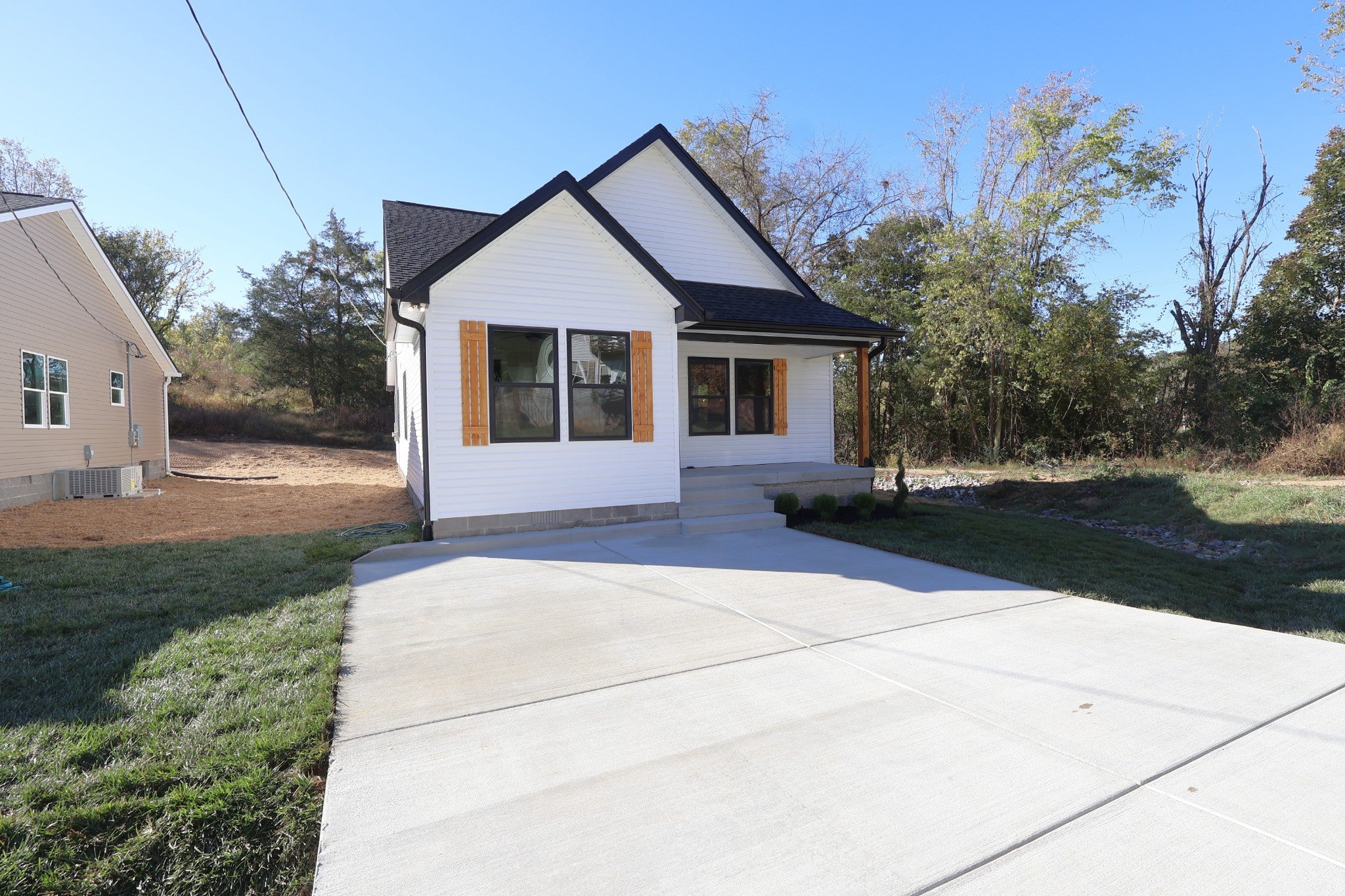 110 Baker Ln