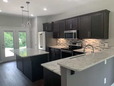 Photo of 95A Cages Rd, Hendersonville, TN 37075 (MLS # 3169390)