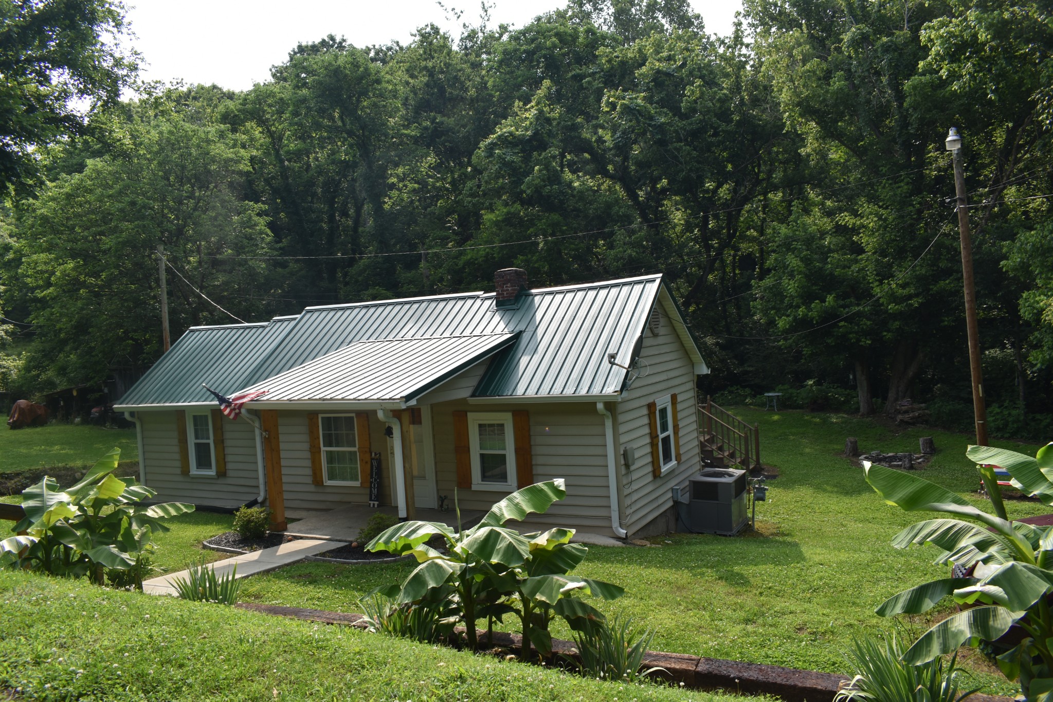 34 Thompson Hollow Rd